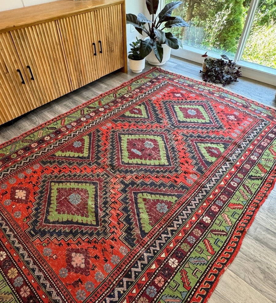 Caucasian Soumak Rug | 5' 11" x 10' - Rug the Rock