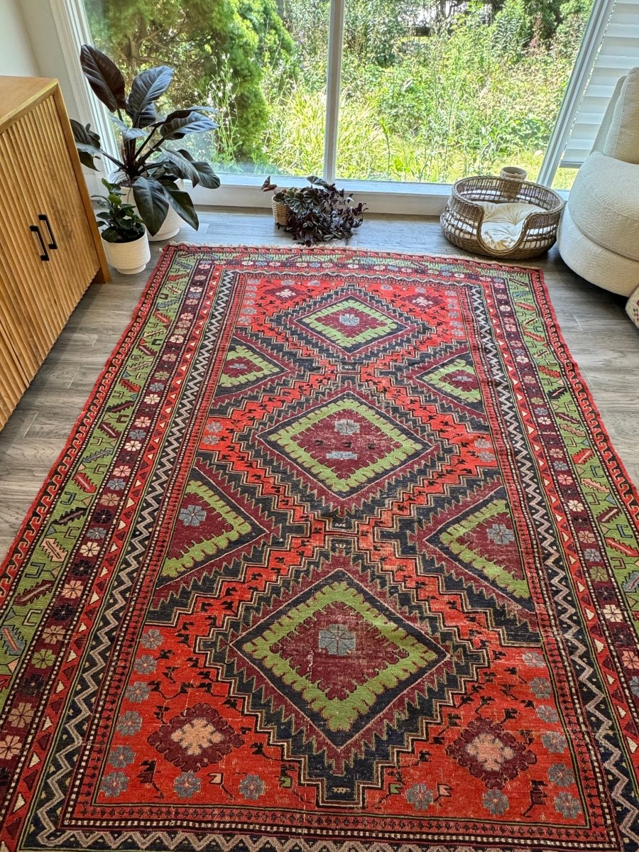 Caucasian Soumak Rug | 5' 11" x 10' - Rug the Rock