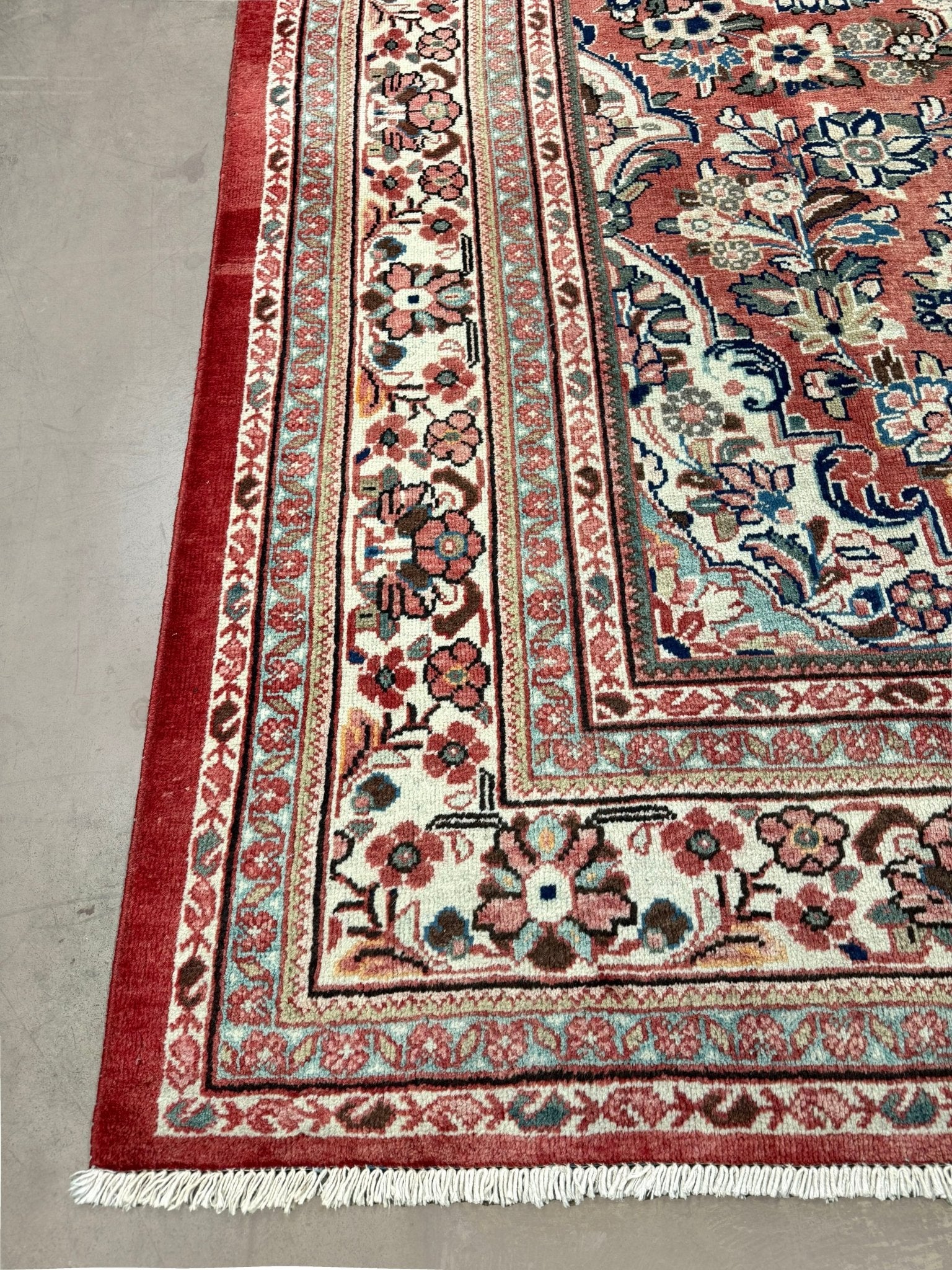 Mahal Rug — Terracotta & Ivory Medallion | 10'6" × 13'5" - Rug the Rock - availableHand-knottedMahal