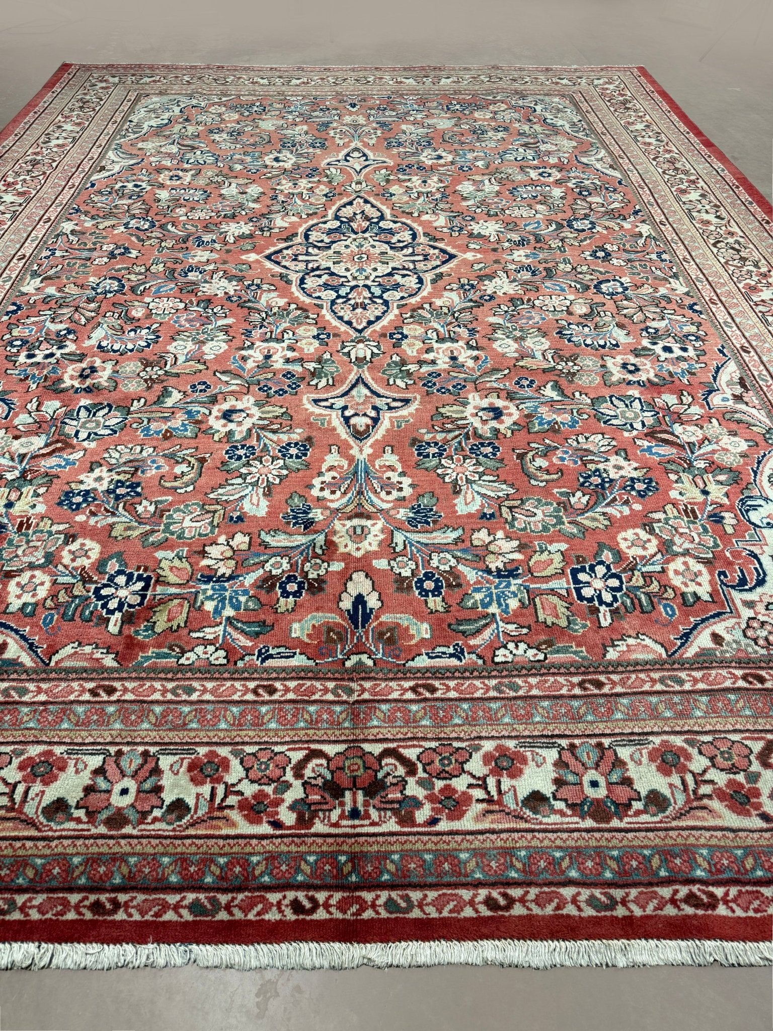 Mahal Rug — Terracotta & Ivory Medallion | 10'6" × 13'5" - Rug the Rock - availableHand-knottedMahal