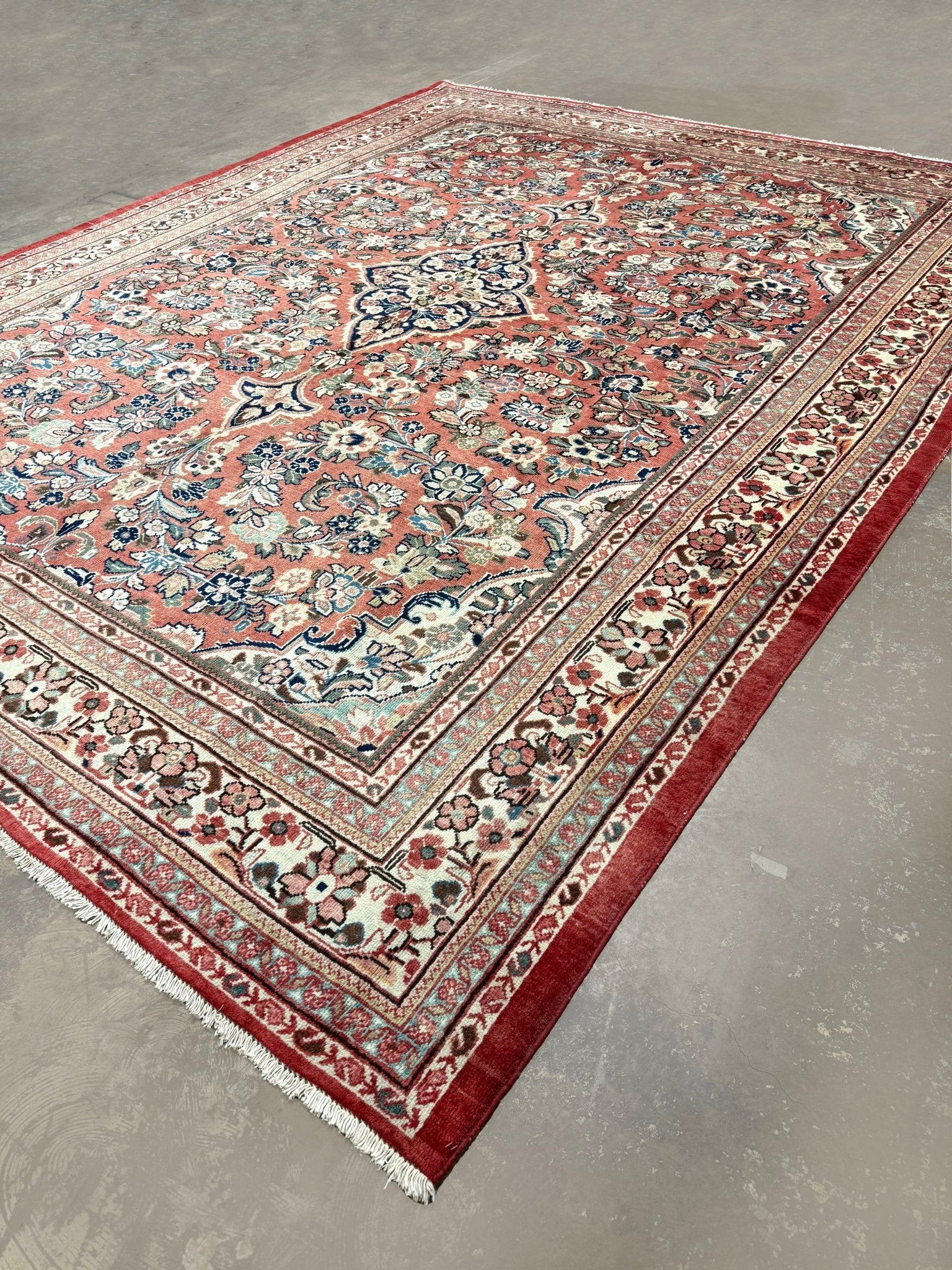 Mahal Rug — Terracotta & Ivory Medallion | 10'6" × 13'5" - Rug the Rock - availableHand-knottedMahal