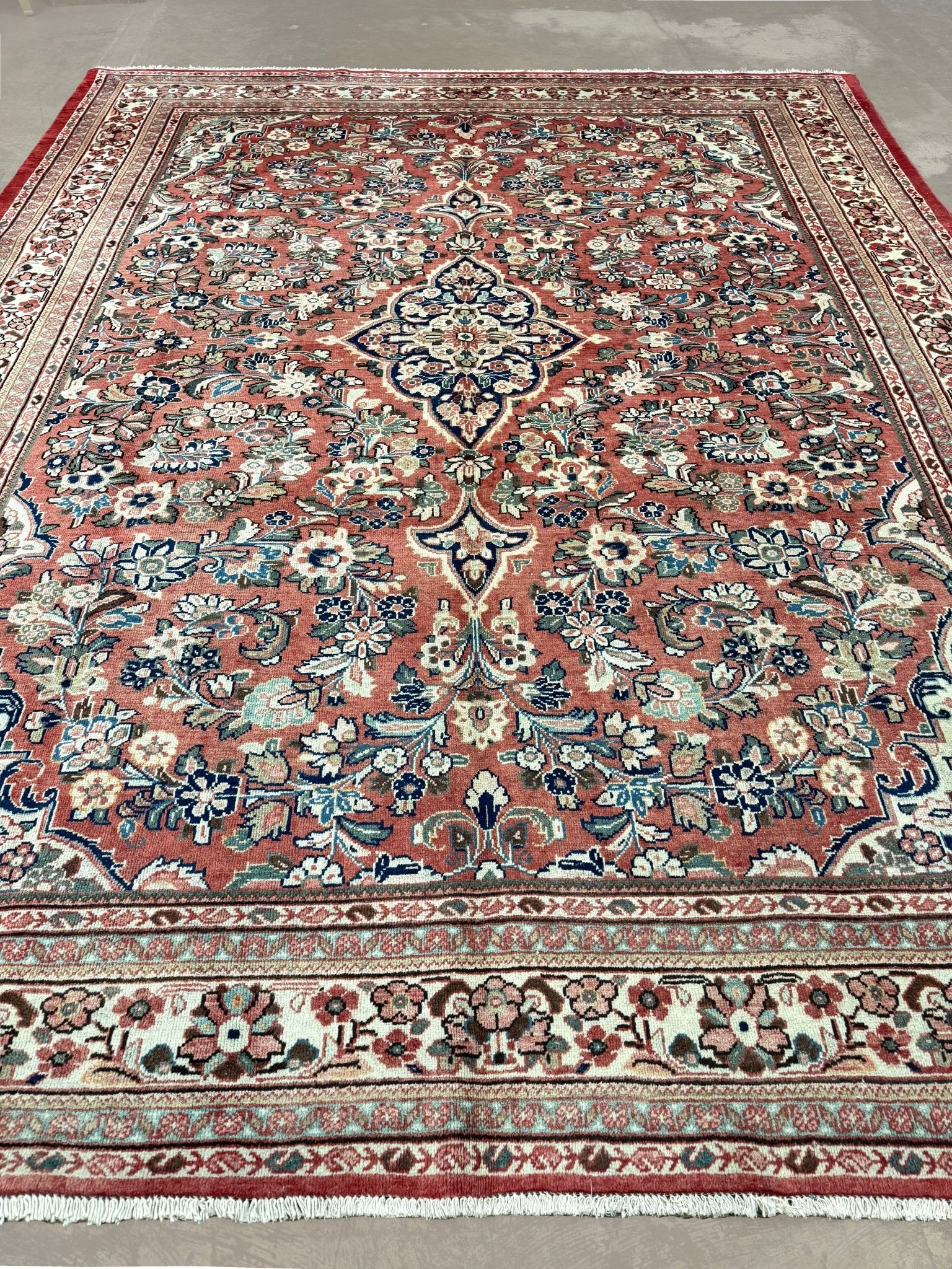 Mahal Rug — Terracotta & Ivory Medallion | 10'6" × 13'5" - Rug the Rock - availableHand-knottedMahal