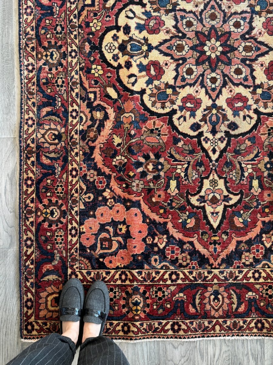 Persian Bakhtiar Rug | 4' 7" x 6' 9" - Rug the Rock