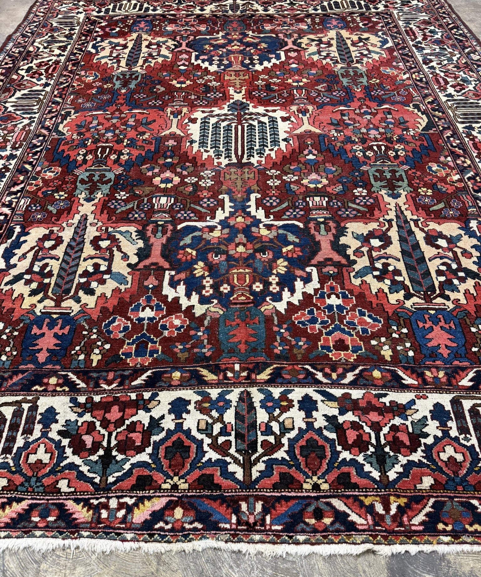 Persian Bakhtiari Rug | 10' 6" x 13' 1" - Rug the Rock - availableBakhtiariFloral