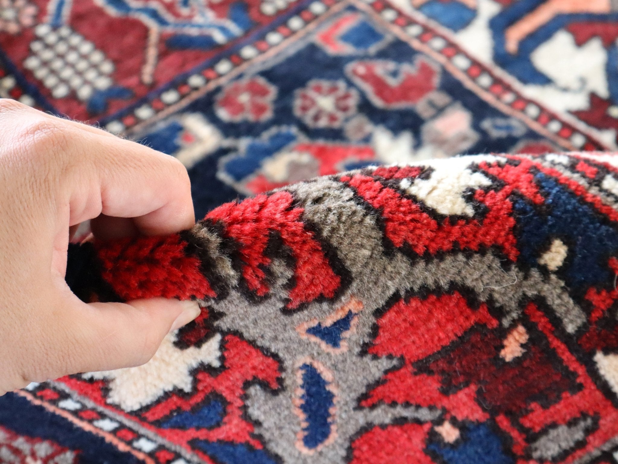 Persian Bakhtiari Rug | 5' 1" x 9' 6" - Rug the Rock - available