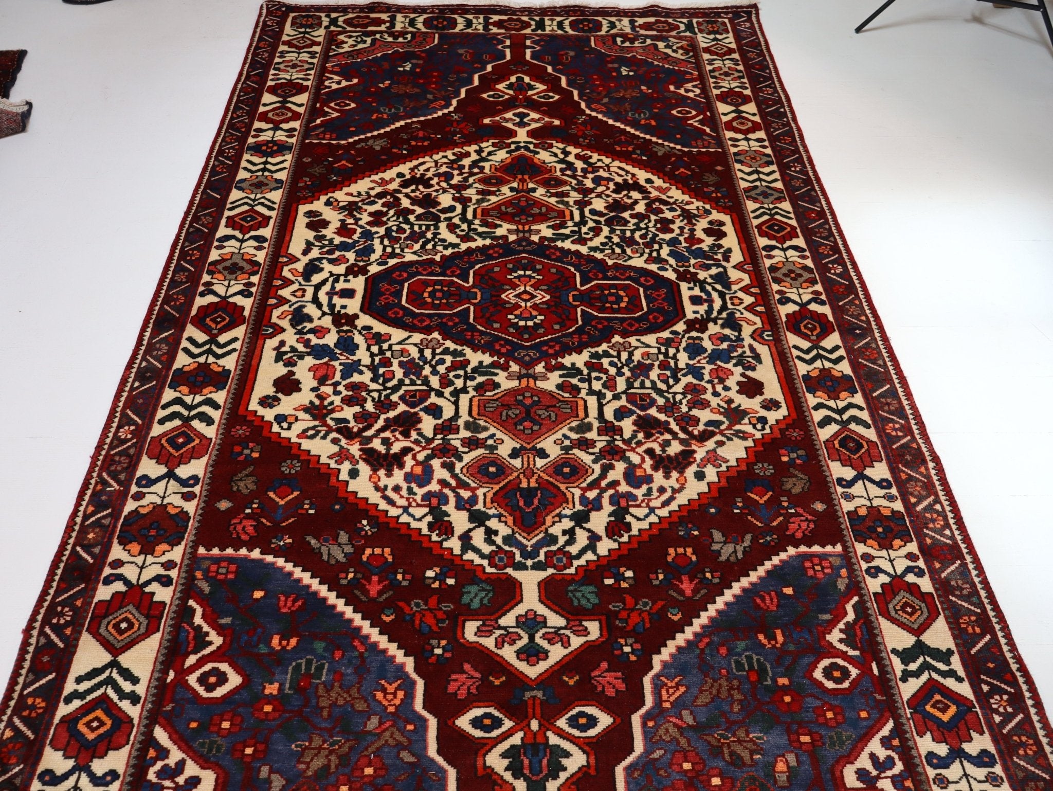 Persian Bakhtiari Rug | 5' 2" x 9' 10" - Rug the Rock - 5 x 86 x 97 x 10