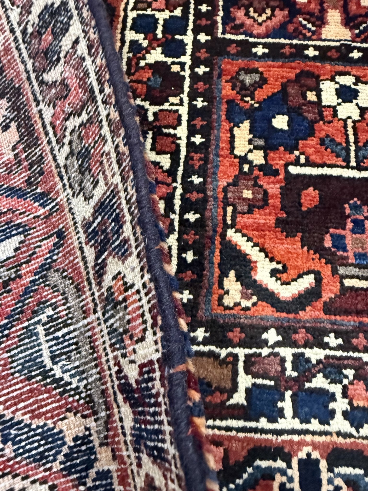 Persian Bakhtiari Rug | 9' 9" x 12' 2" - Rug the Rock - availableBakhtiariHand-knotted