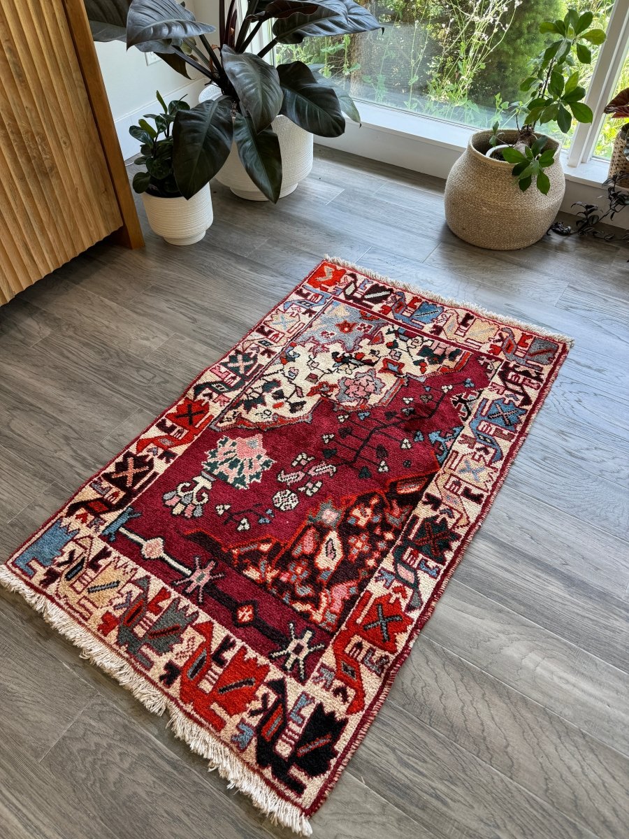 Persian Bakhtiari Wagireh Rug | 2' 5" x 3' 11" - Rug the Rock