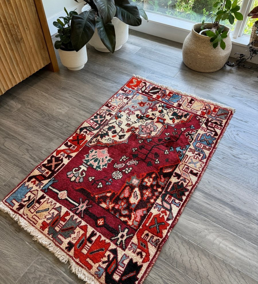 Persian Bakhtiari Wagireh Rug | 2' 5" x 3' 11" - Rug the Rock