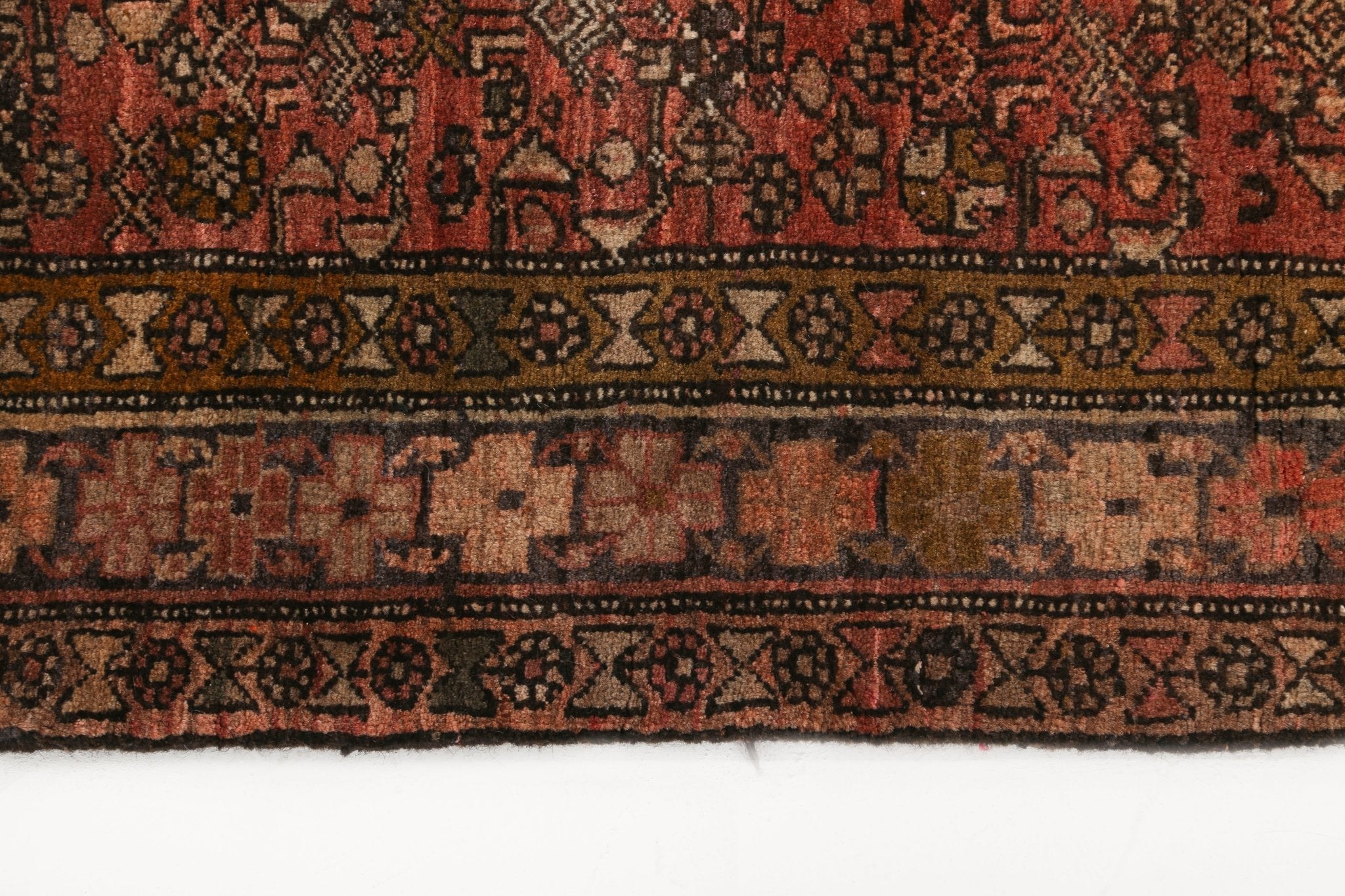 Persian Bidjar Rug | 4' 2" x 5' 9" - Rug the Rock - 