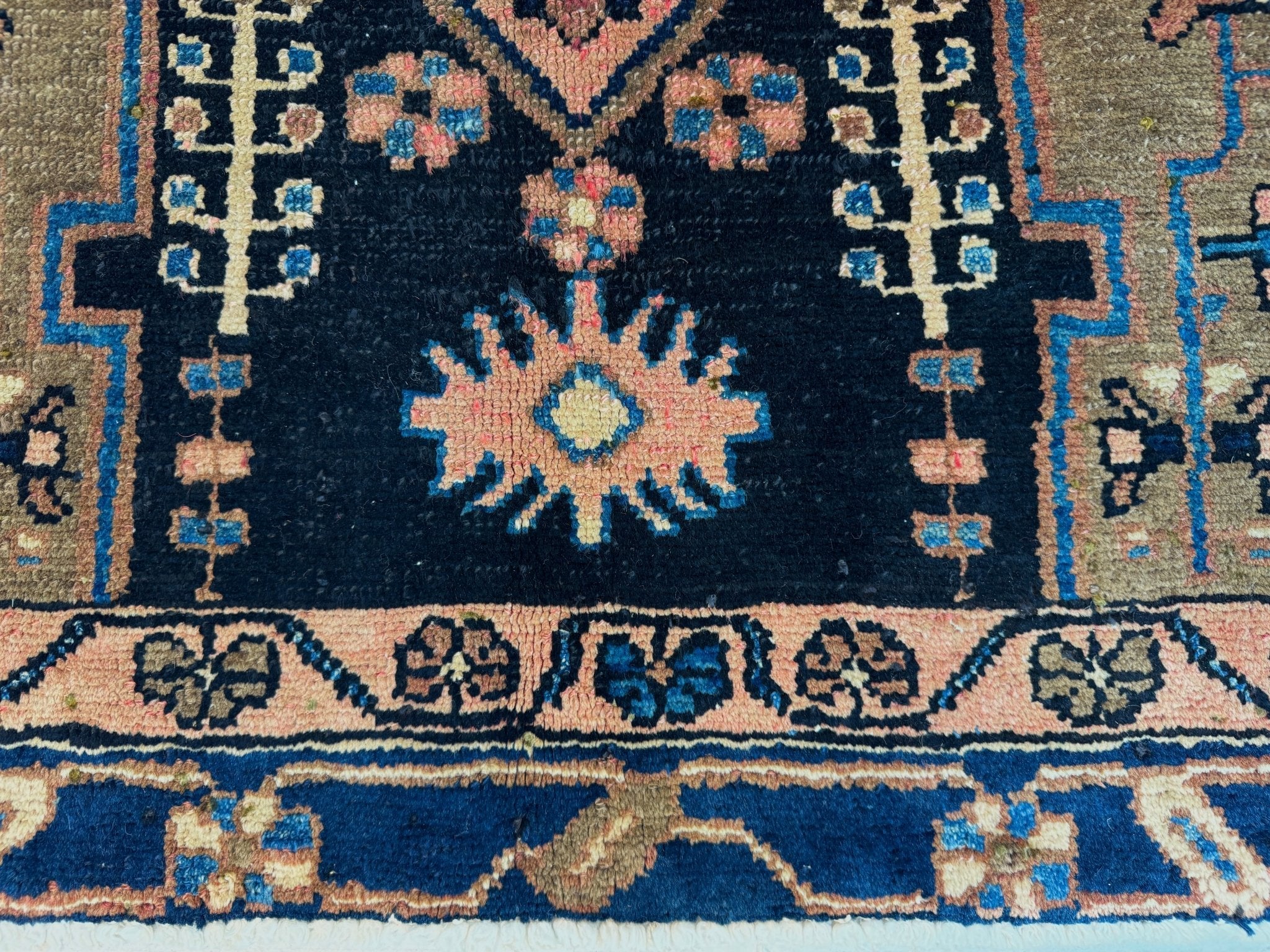 Persian Hamadan Rug | 3' 1” x 4' 5" - Rug the Rock - 
