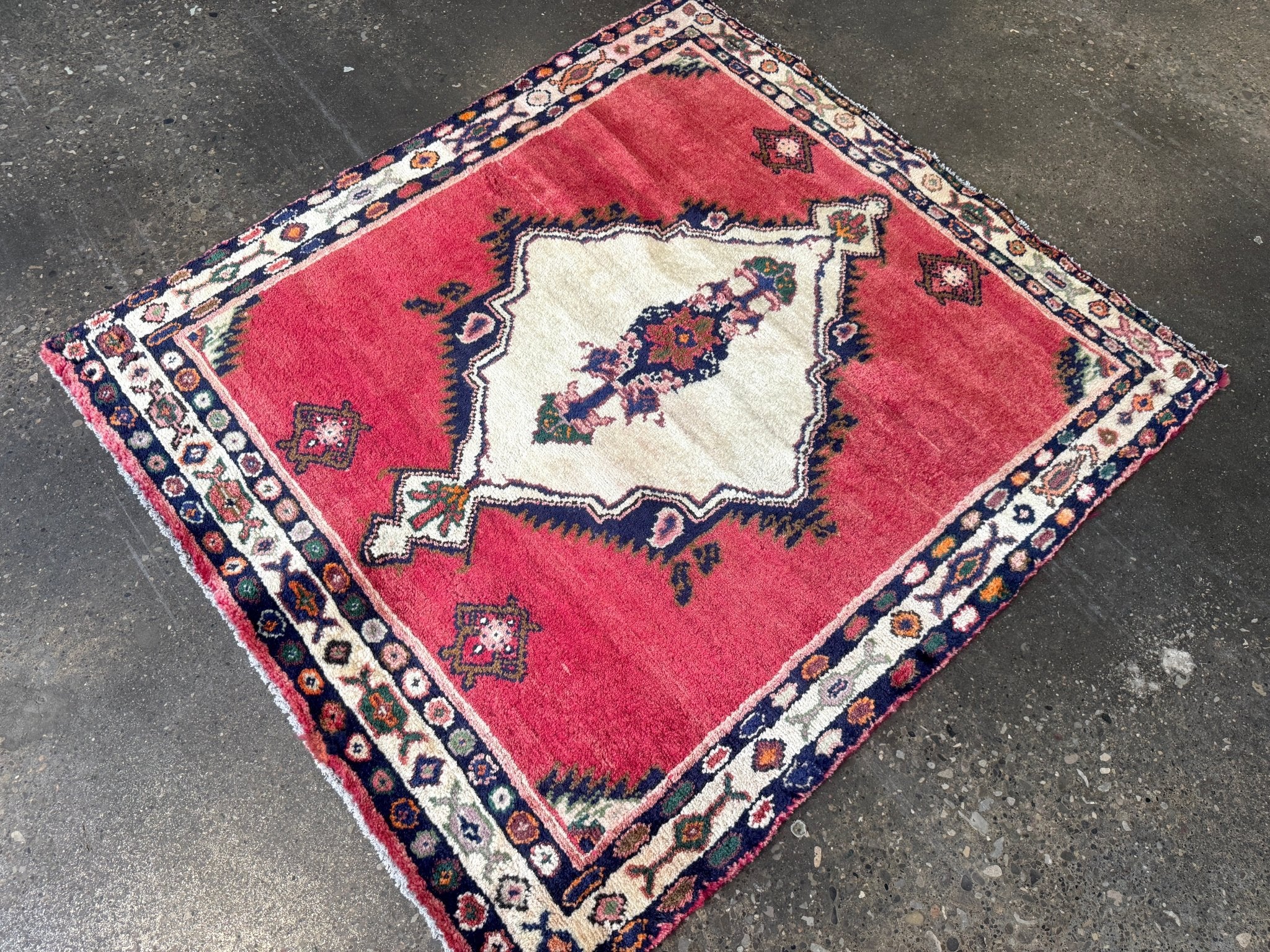Persian Hamadan Rug | 3' 5" x 3' 9" - Rug the Rock - 