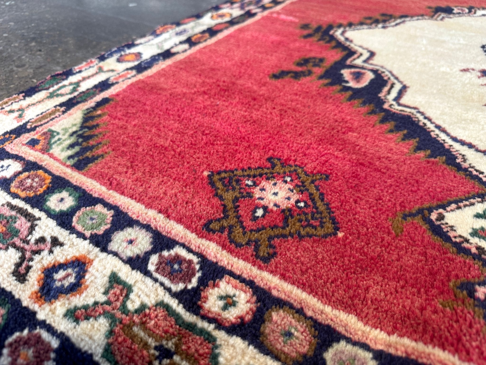 Persian Hamadan Rug | 3' 5" x 3' 9" - Rug the Rock - 