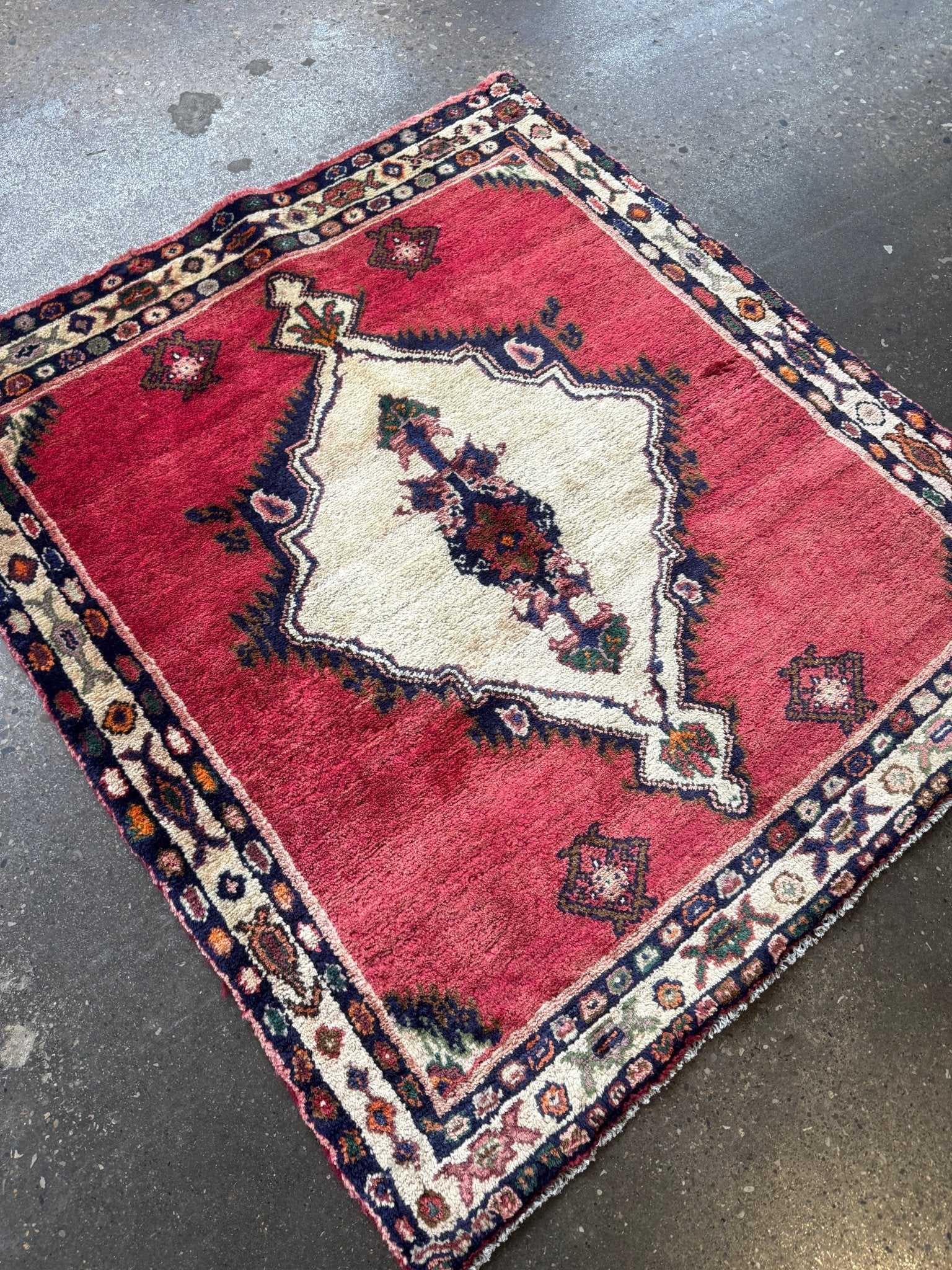 Persian Hamadan Rug | 3' 5" x 3' 9" - Rug the Rock - 