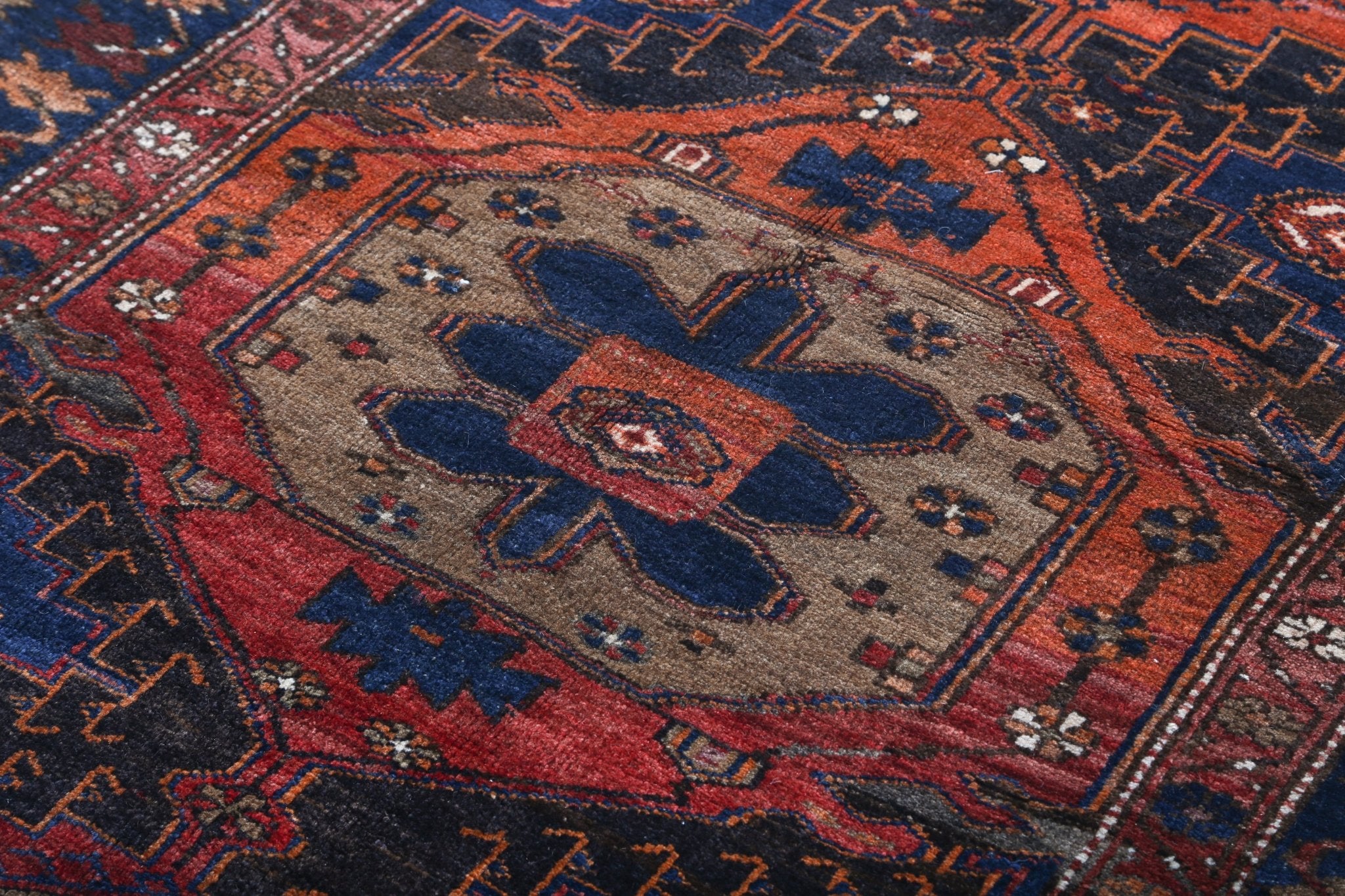 Persian Hamadan Rug | 4' 3" x 6' 8" - Rug the Rock - 