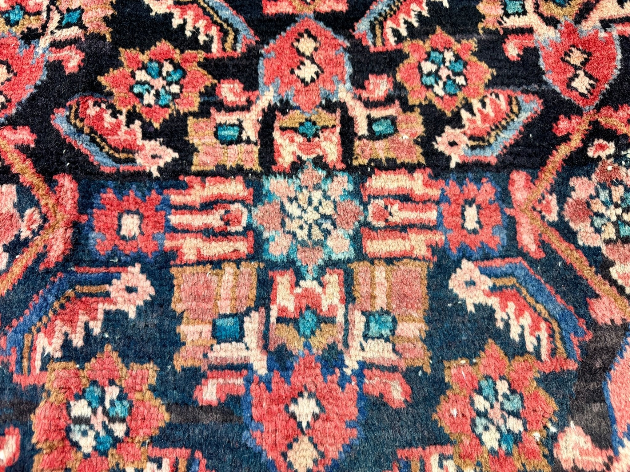 Persian Hamadan Rug | 7' 9” x 10' - Rug the Rock - 