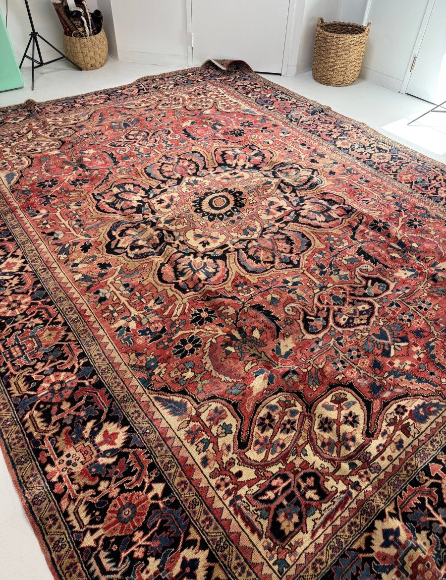 Persian Heriz Rug | 10' 7" x 13' 7" - Rug the Rock - 