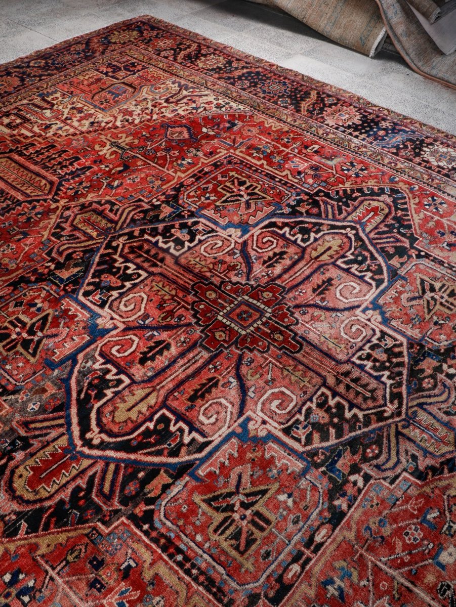 Persian Heriz Rug | 10' 7” x 13' 7" - Rug the Rock - 