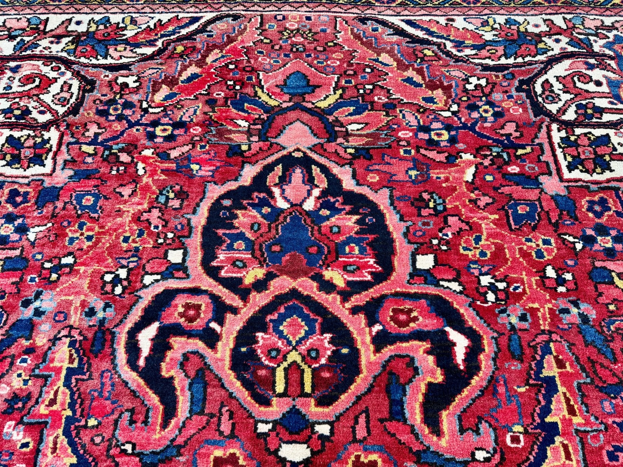 Persian Heriz Rug | 10' x 13' 2" - Rug the Rock - 
