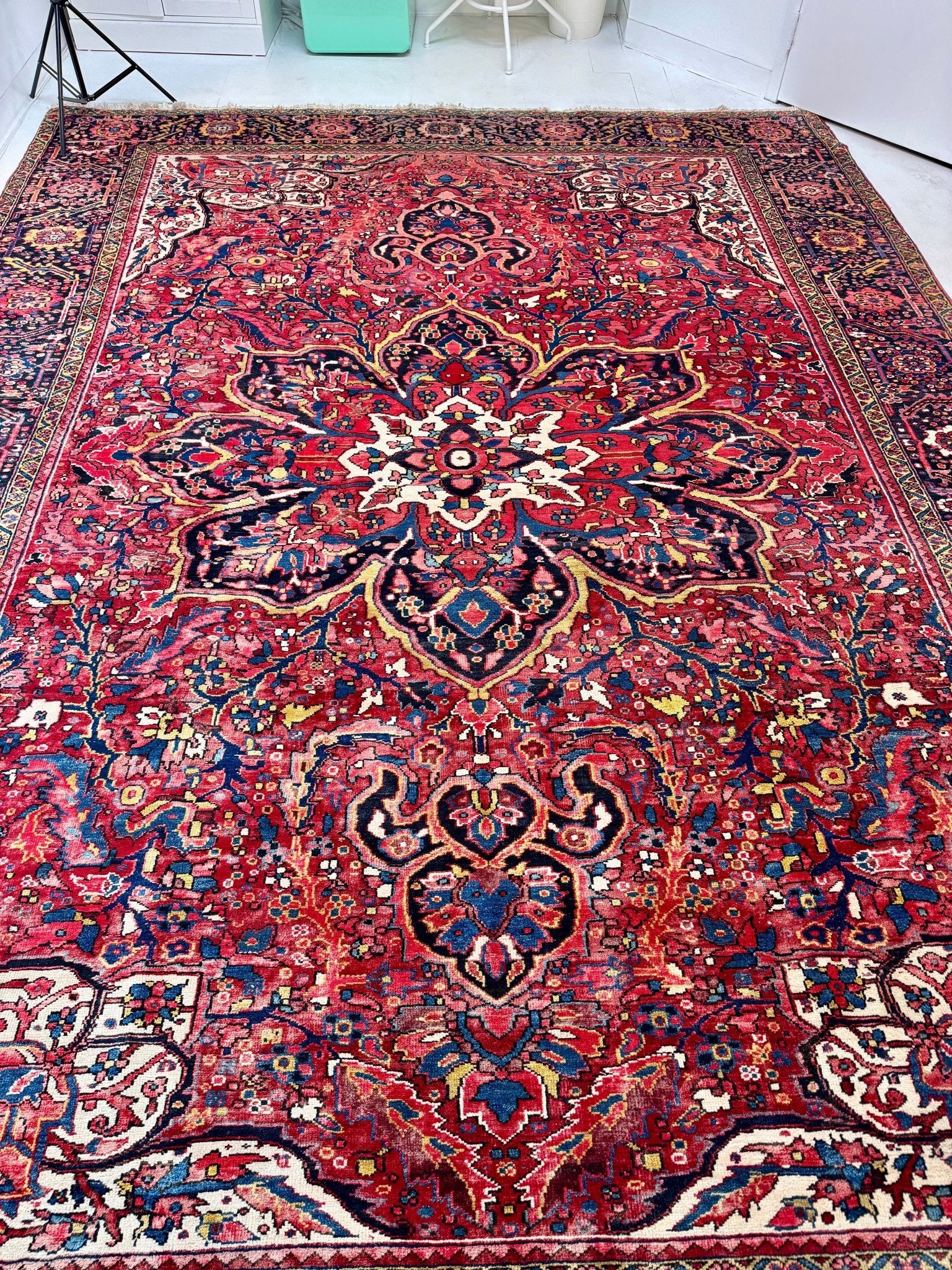Persian Heriz Rug | 10' x 13' 2" - Rug the Rock - 