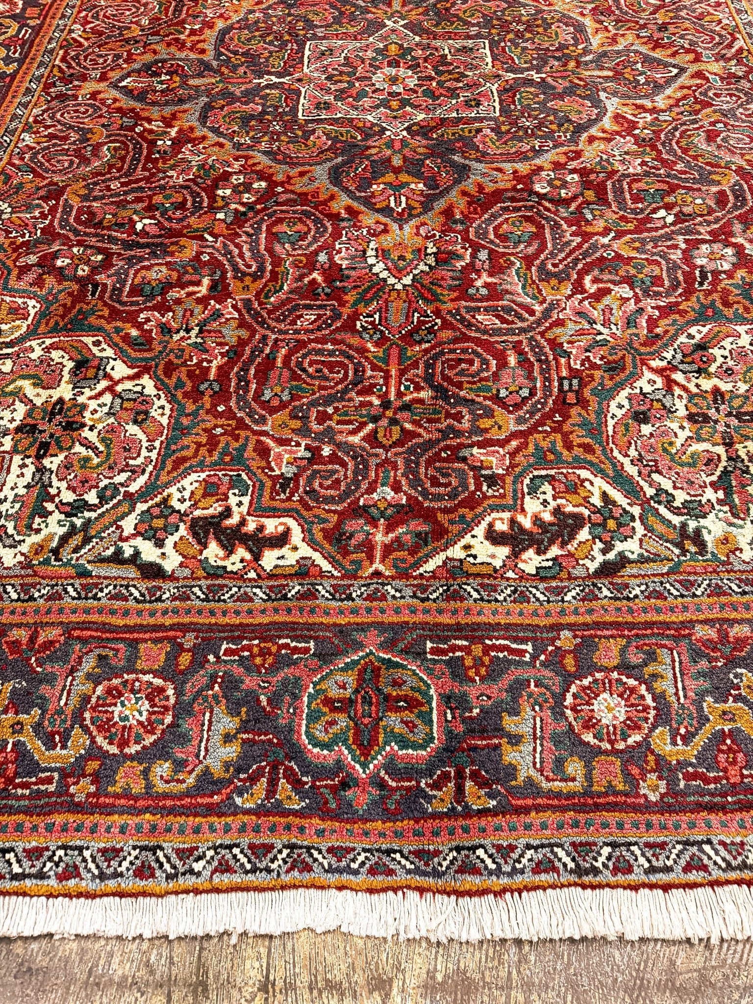 Persian Heriz Rug | 6' 11" x 9' 3" - Rug the Rock - available