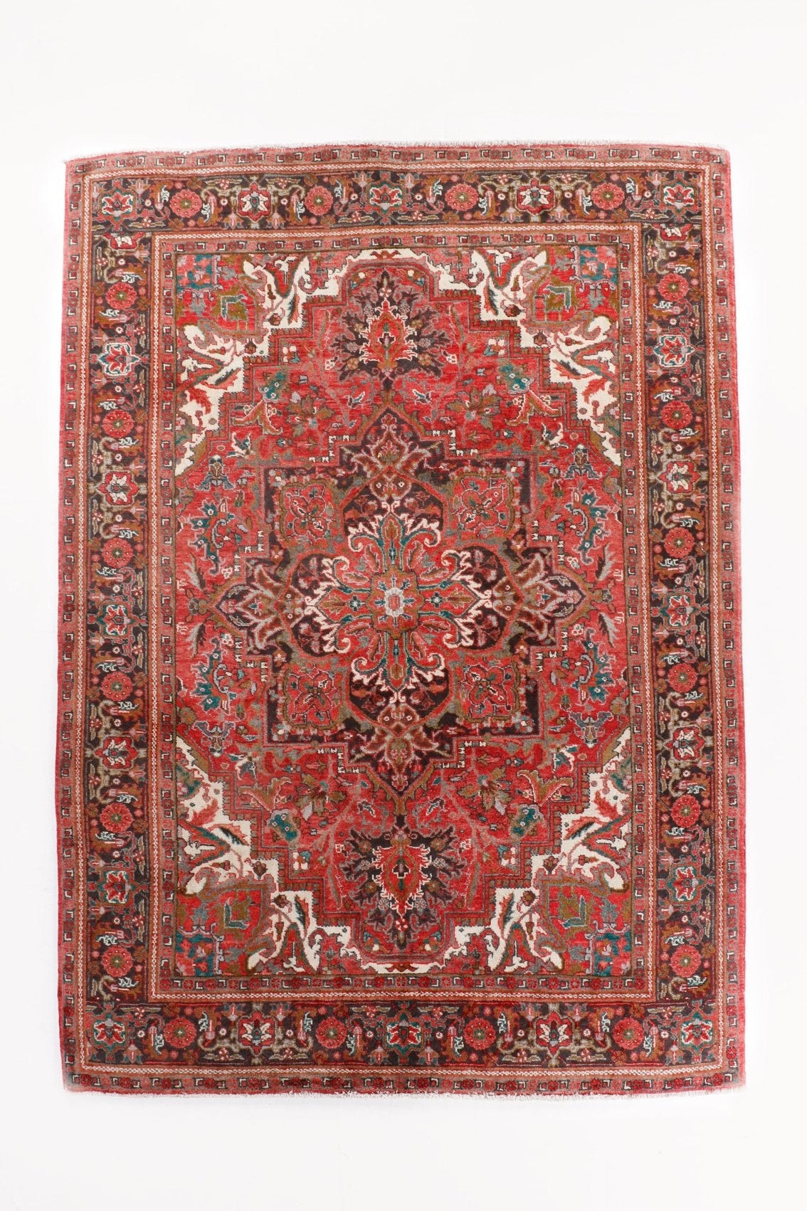 Persian Heriz Rug | 6' 9" x 9' 6" - Rug the Rock - 