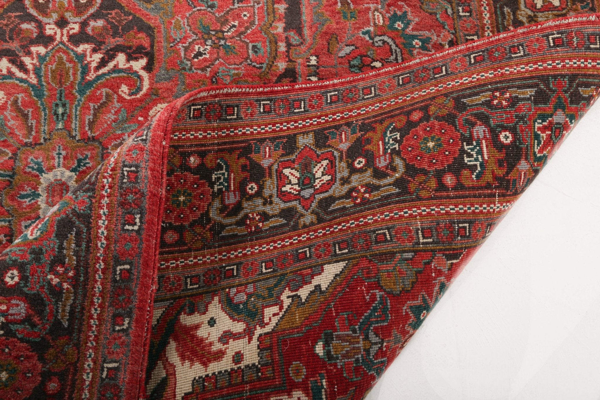 Persian Heriz Rug | 6' 9" x 9' 6" - Rug the Rock - 