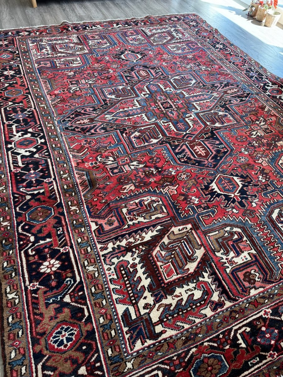 Persian Heriz Rug | 7' 4" x 10' 4" - Rug the Rock