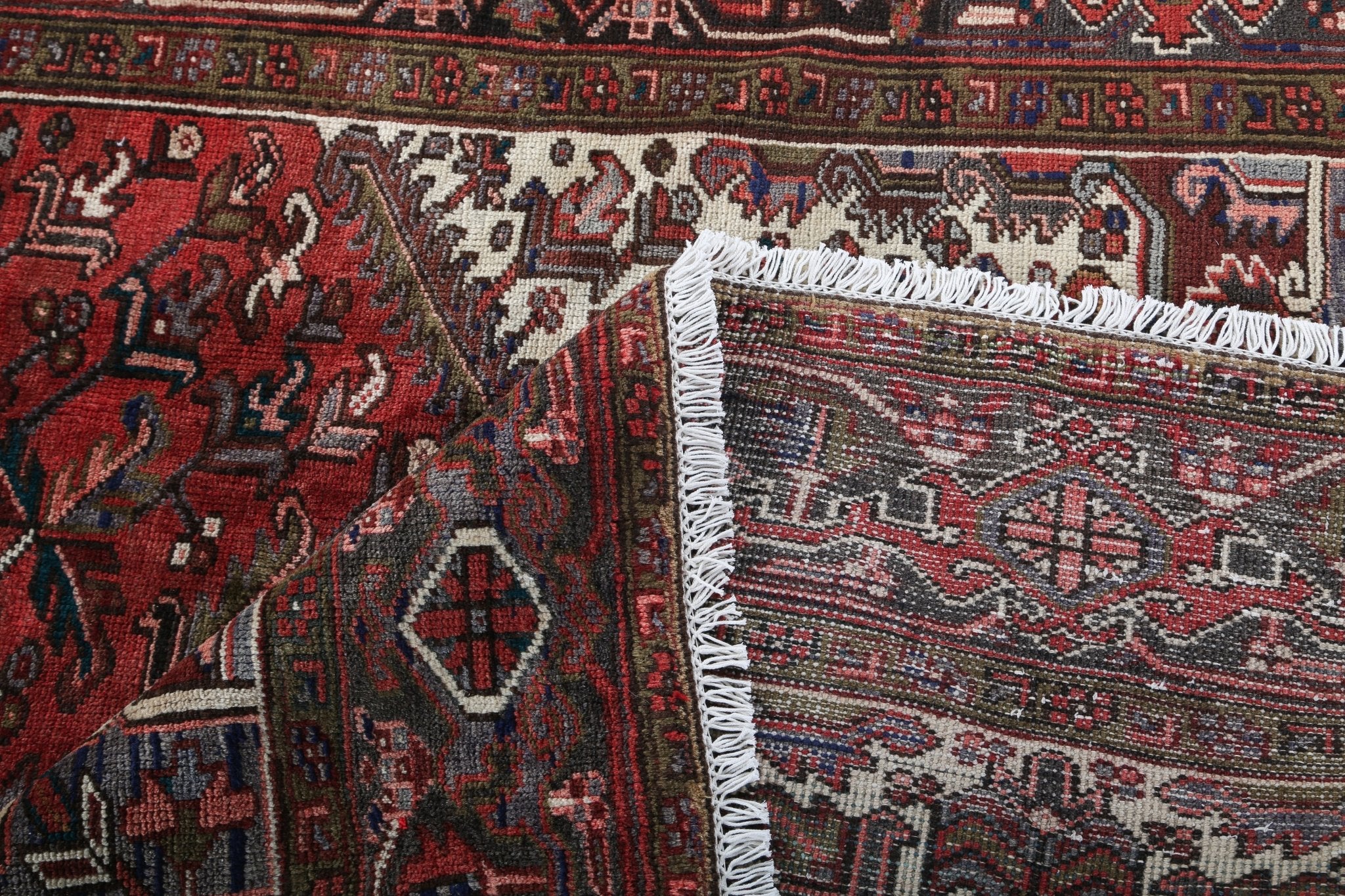 Persian Heriz Rug | 7' 5" x 10' 10" - Rug the Rock - 