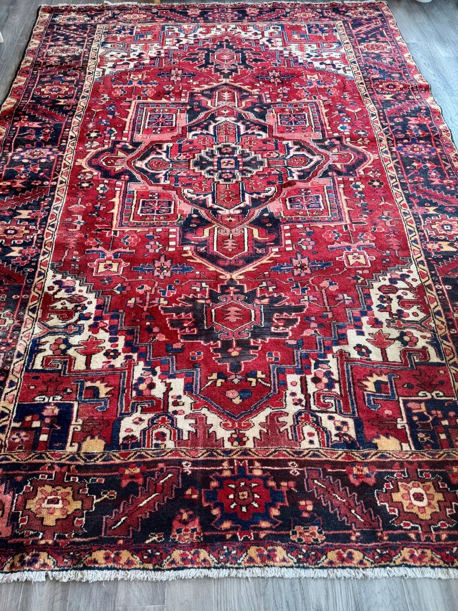 Persian Heriz Rug | 7' 7" x 10' 10" - Rug the Rock