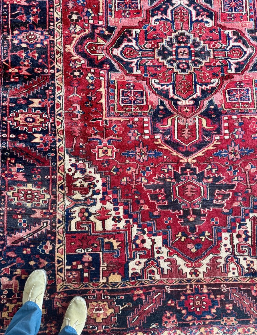 Persian Heriz Rug | 7' 7" x 10' 10" - Rug the Rock