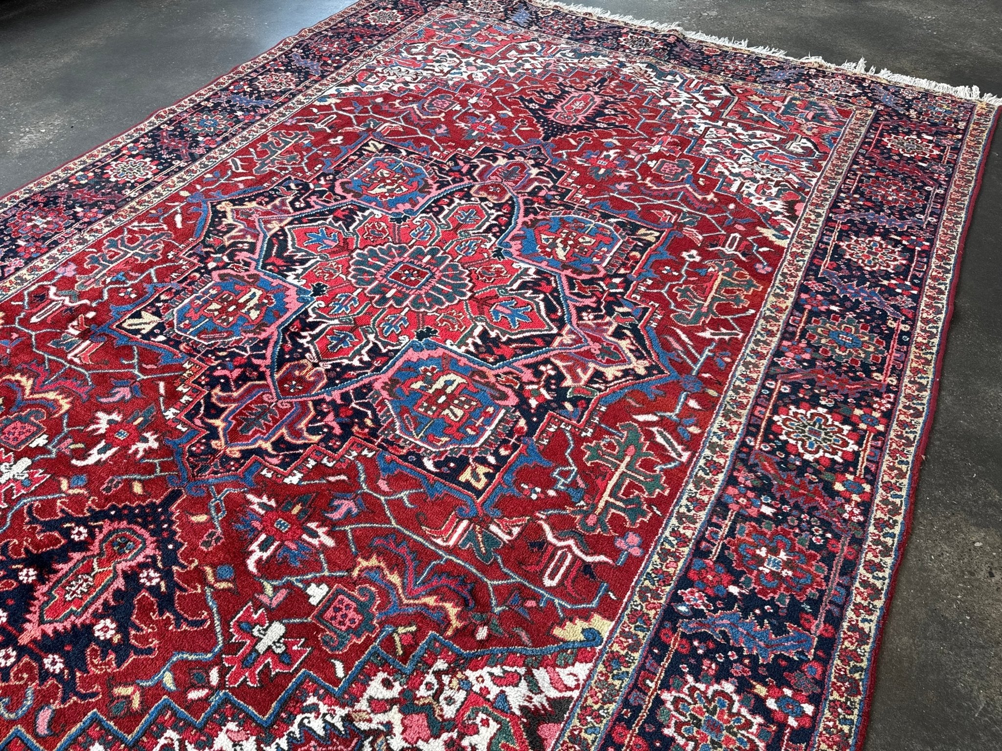 Persian Heriz Rug | 8' 3" x 12' 6" - Rug the Rock - 