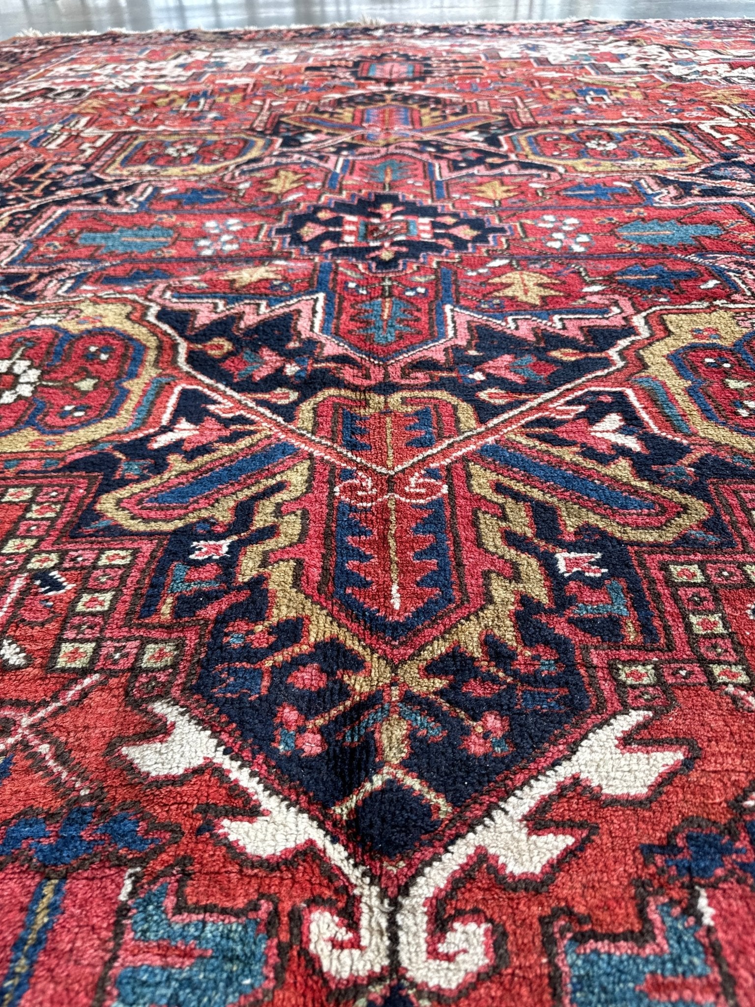 Persian Heriz Rug | 8' 3" x 12' 6" - Rug the Rock - 
