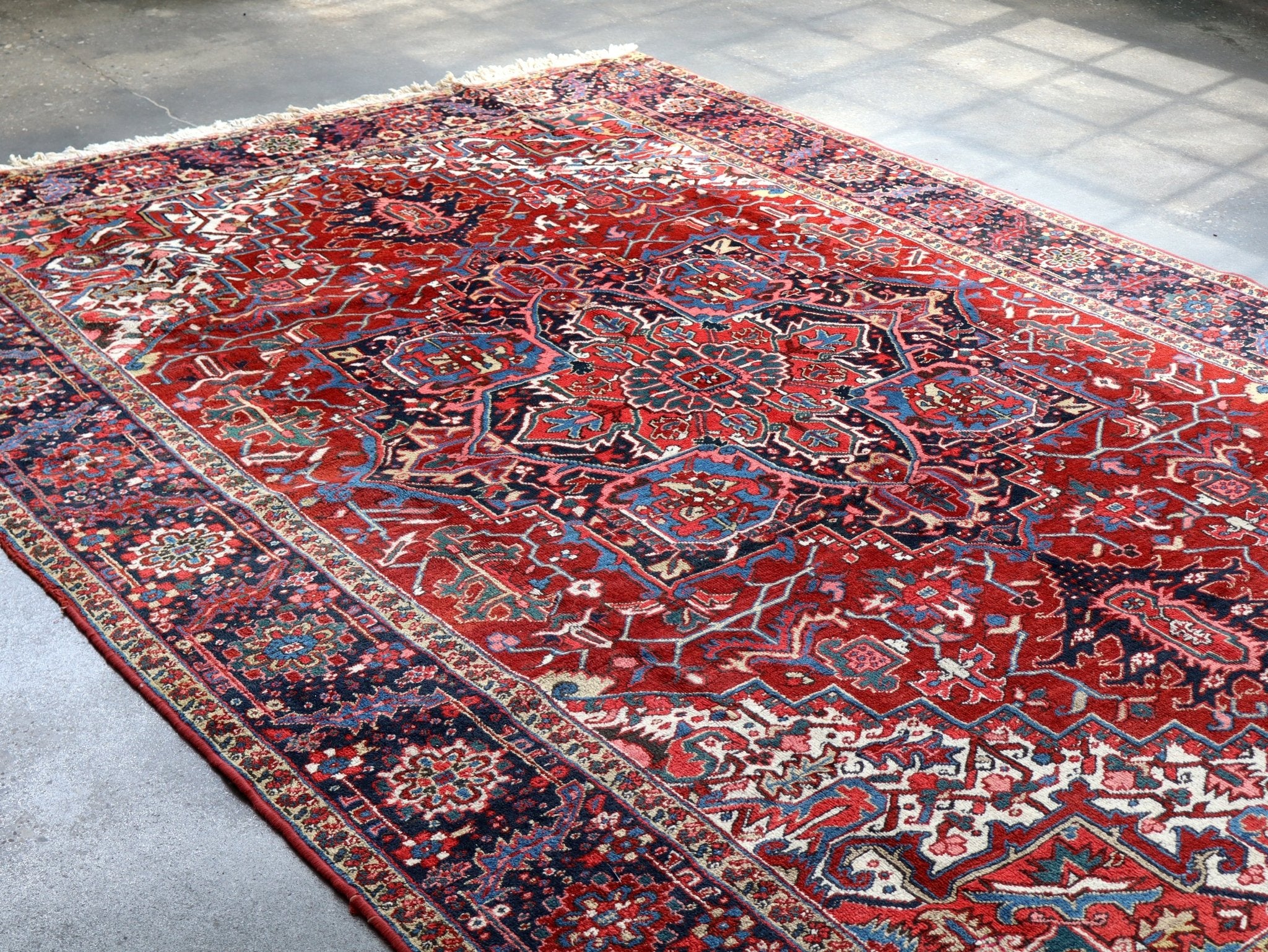 Persian Heriz Rug | 8' 3" x 12' 6" - Rug the Rock - 