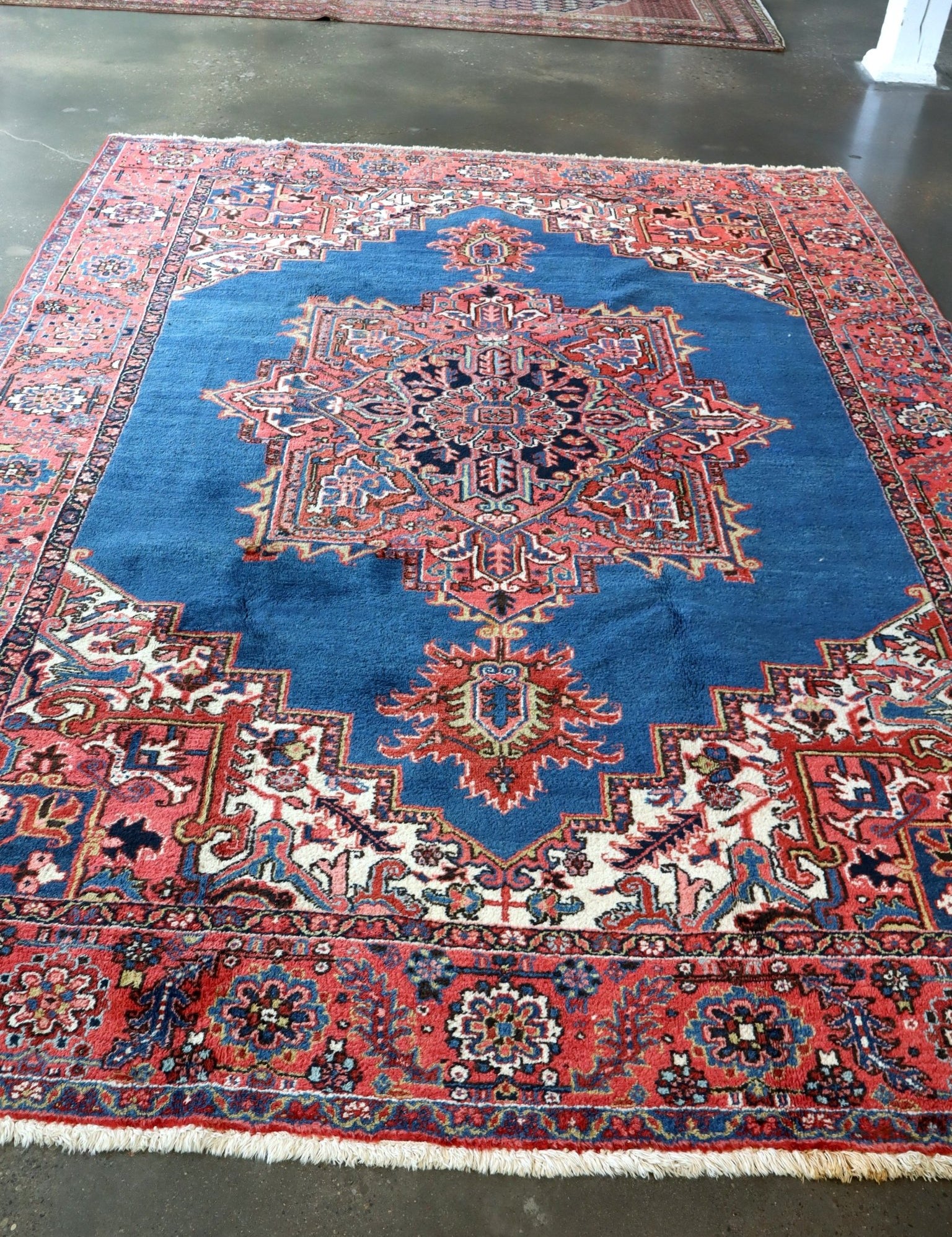 Persian Heriz Rug | 8' 4" x 11' 4" - Rug the Rock -