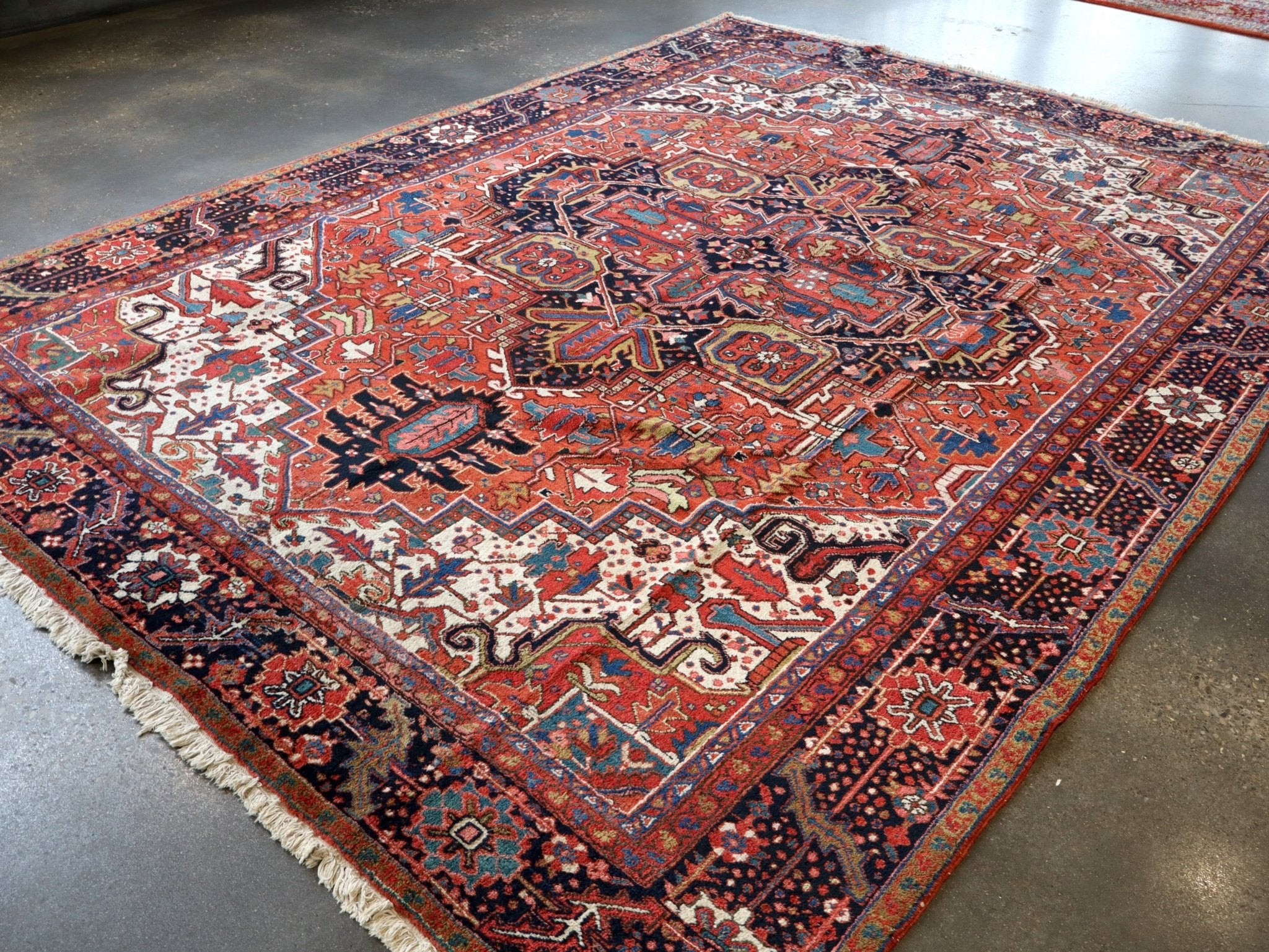 Persian Heriz Rug | 9' 5" x 12' 10" - Rug the Rock - 