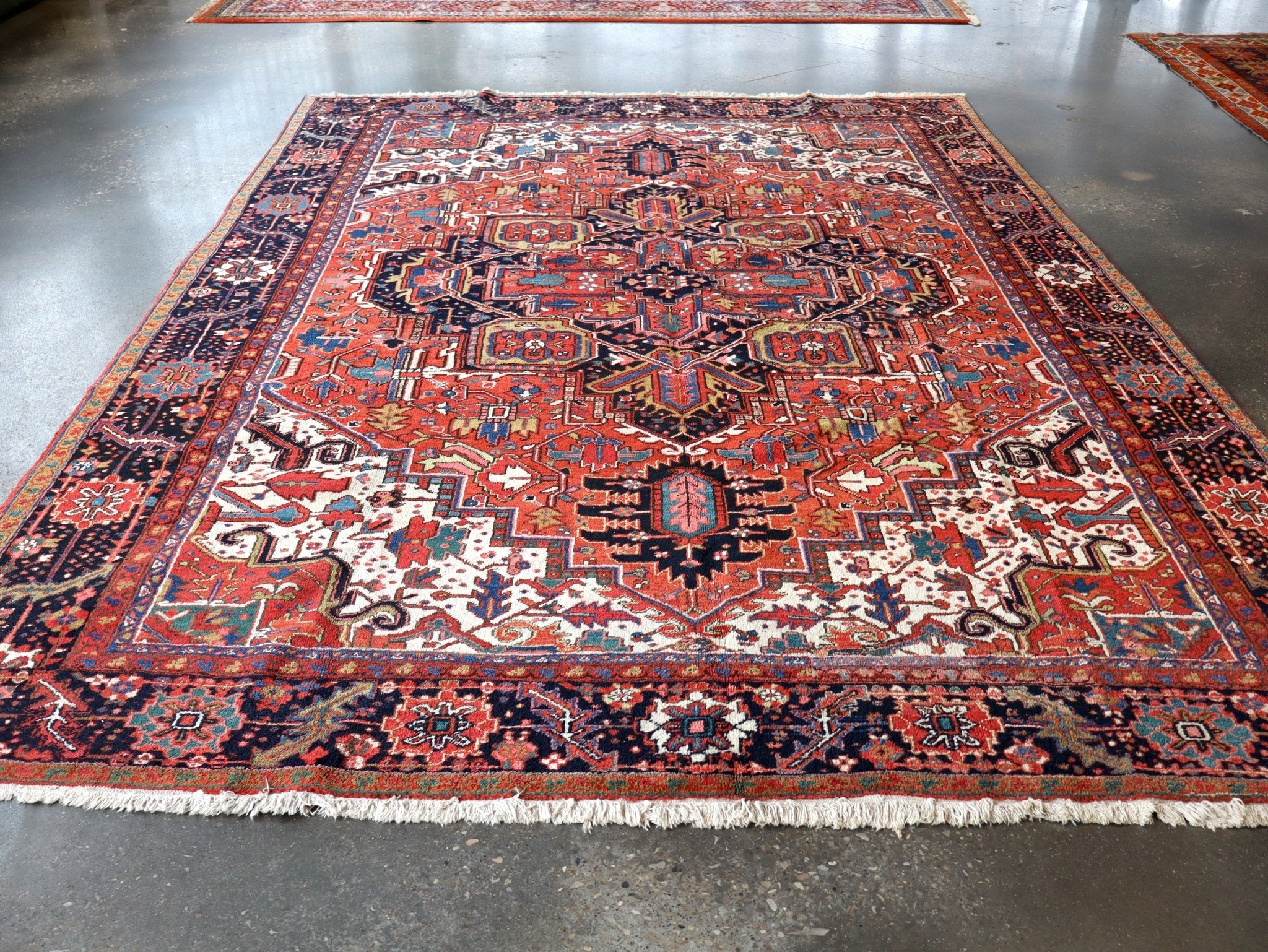 Persian Heriz Rug | 9' 5" x 12' 10" - Rug the Rock - 