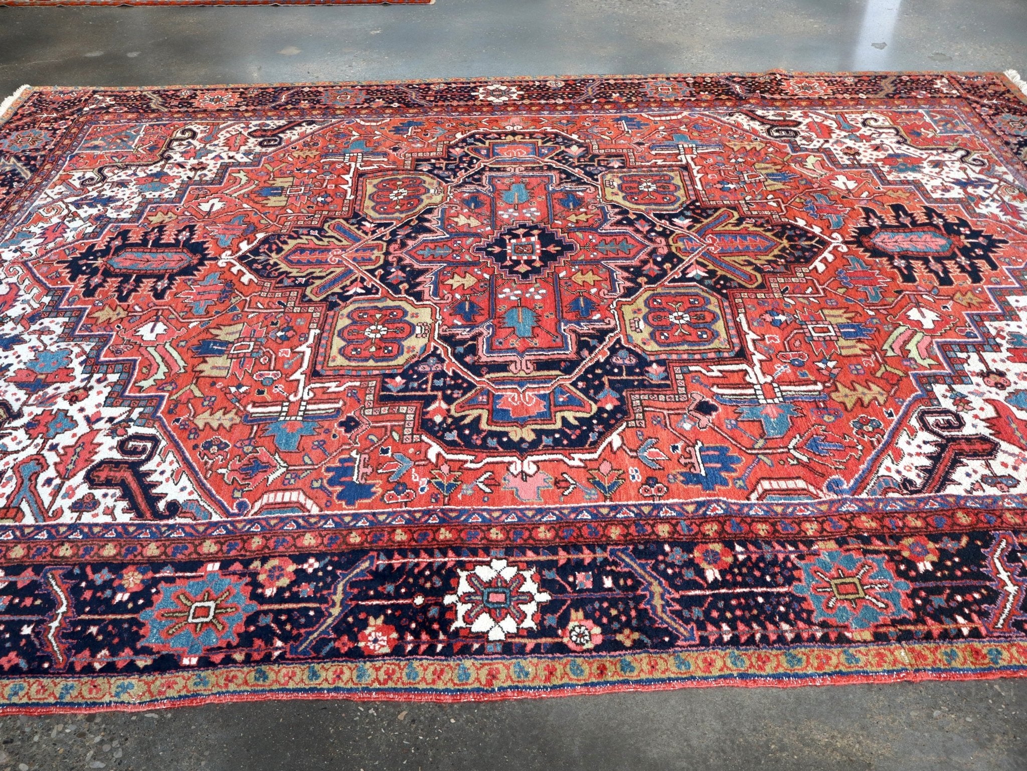 Persian Heriz Rug | 9' 5" x 12' 10" - Rug the Rock - 