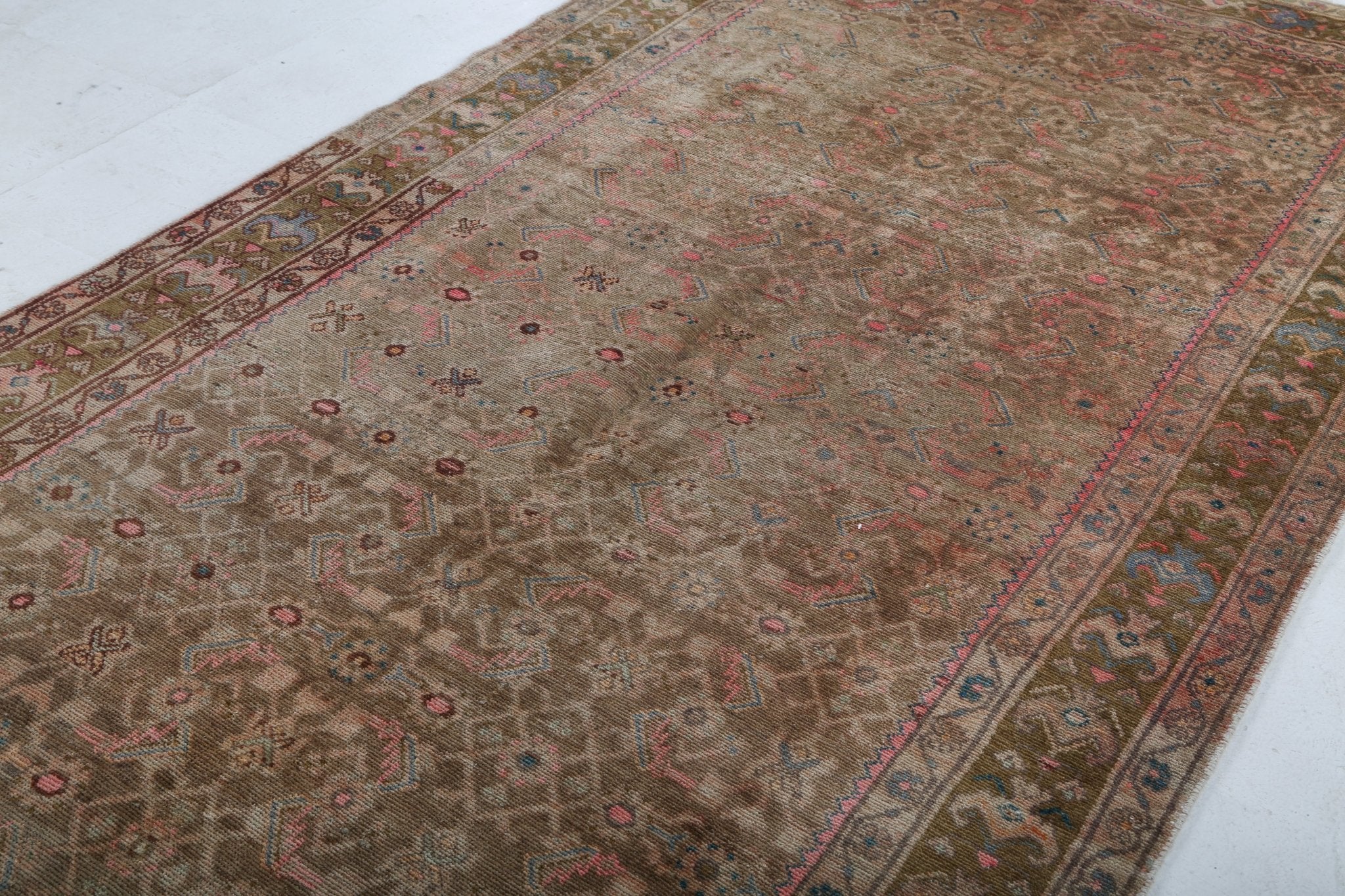 Persian Hosseinabad Rug | 5' 3" x 10' 8" - Rug the Rock - 