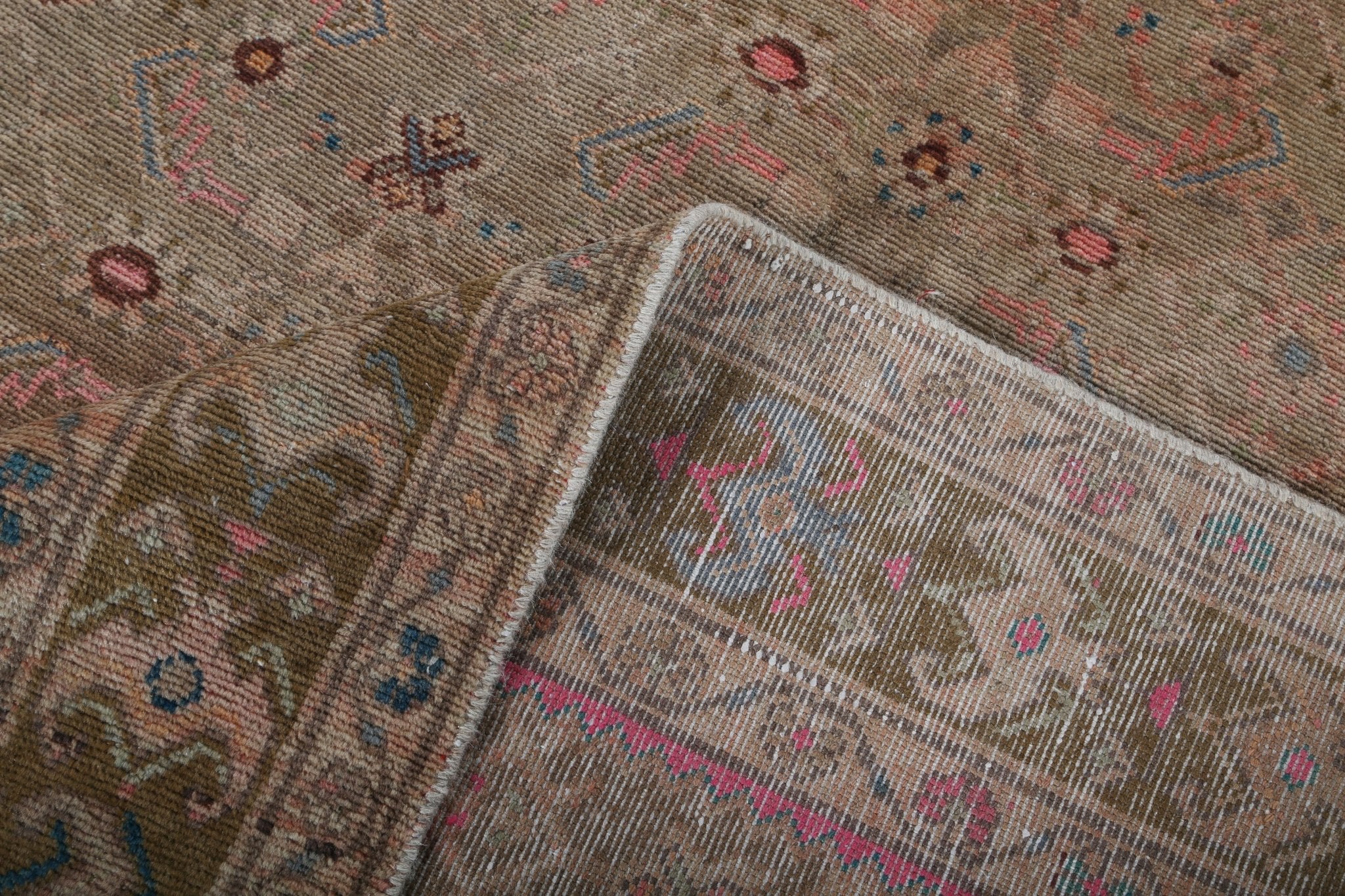 Persian Hosseinabad Rug | 5' 3" x 10' 8" - Rug the Rock - 