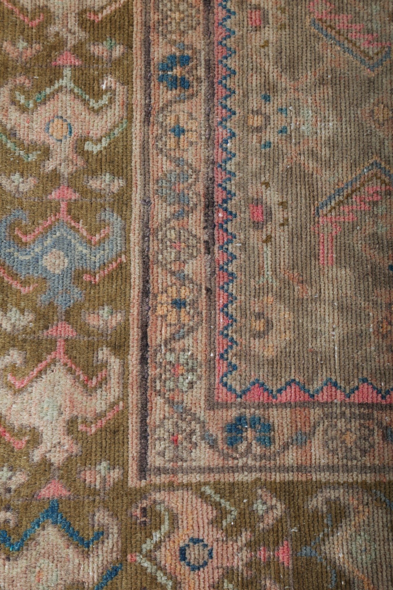 Persian Hosseinabad Rug | 5' 3" x 10' 8" - Rug the Rock - 