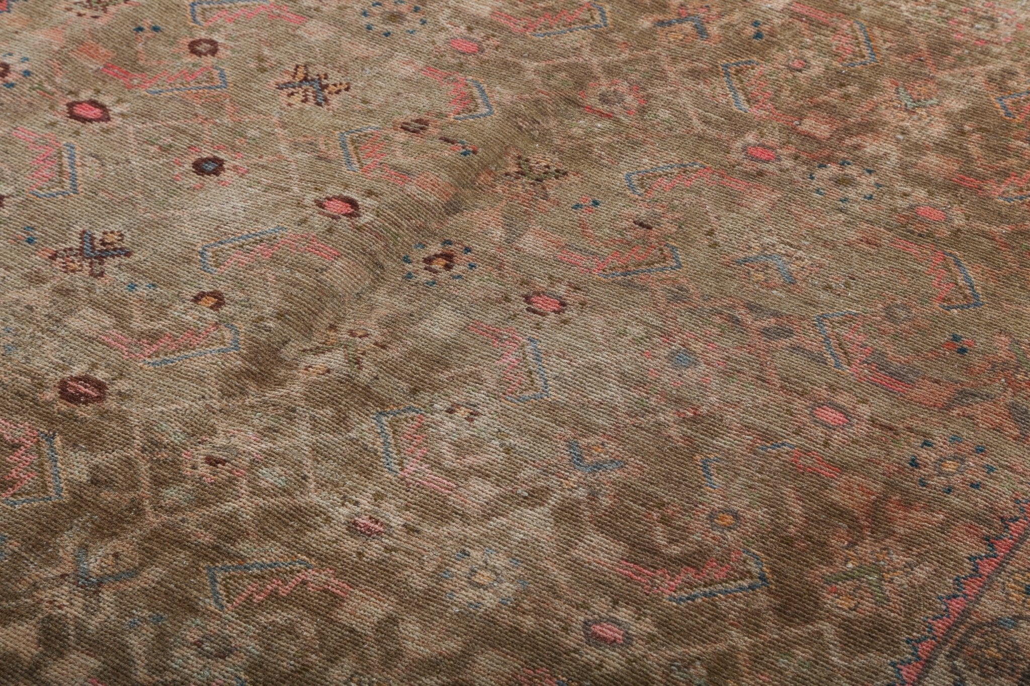 Persian Hosseinabad Rug | 5' 3" x 10' 8" - Rug the Rock - 