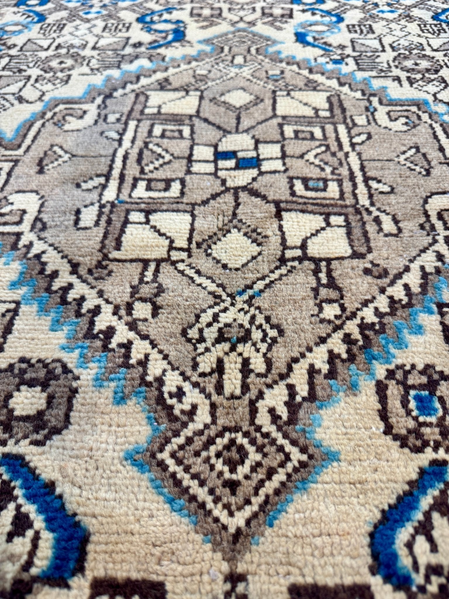 Persian Hosseinabad Runner Rug | 3' 8” x 10' 2" - Rug the Rock - 