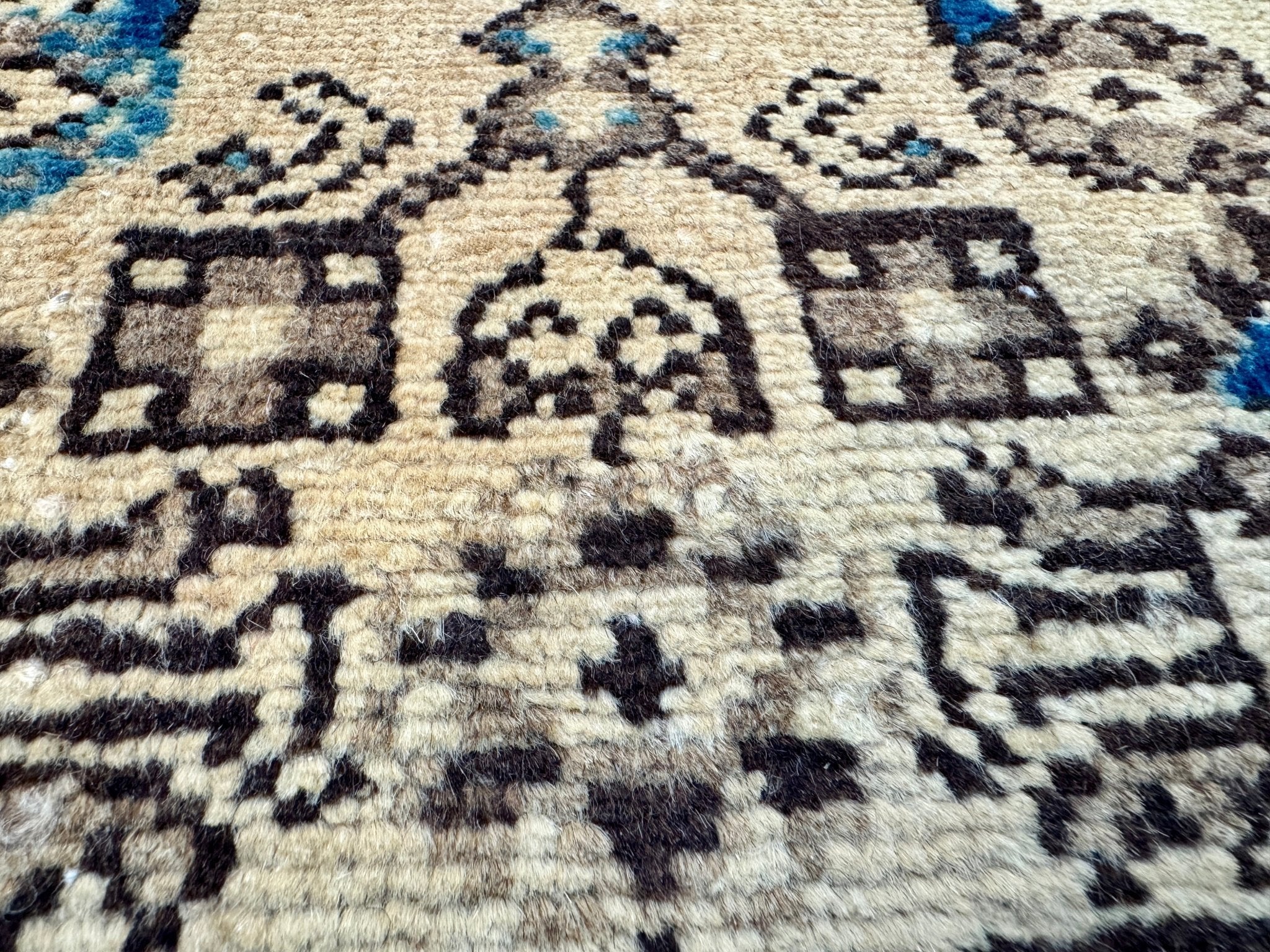 Persian Hosseinabad Runner Rug | 3' 8” x 10' 2" - Rug the Rock - 