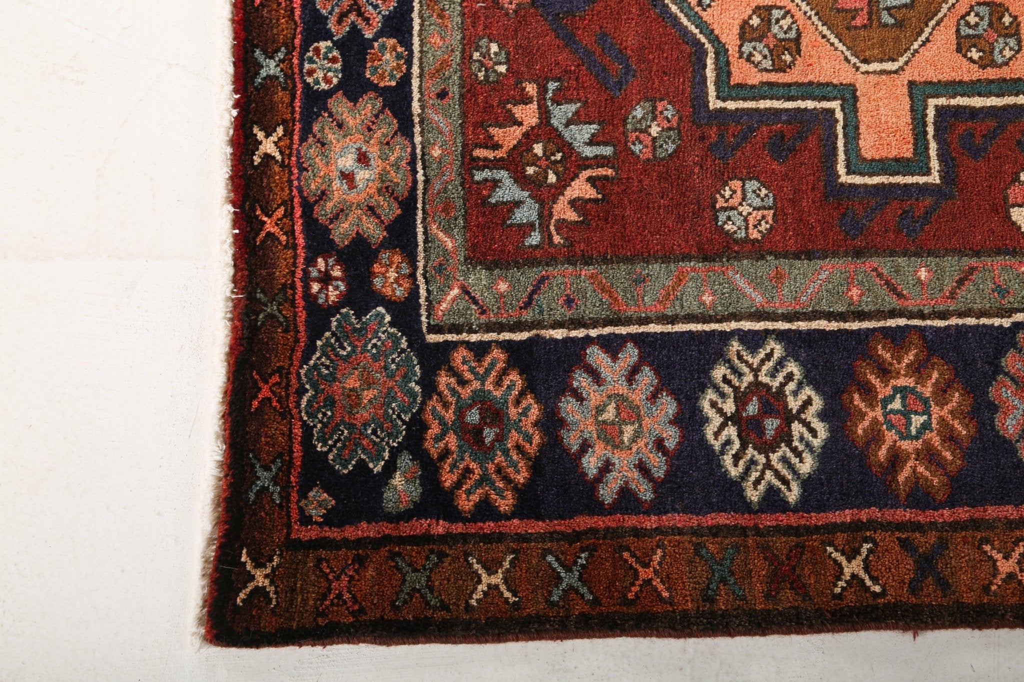 Persian Jozan Rug | 3' 11" x 7' 8" - Rug the Rock - 