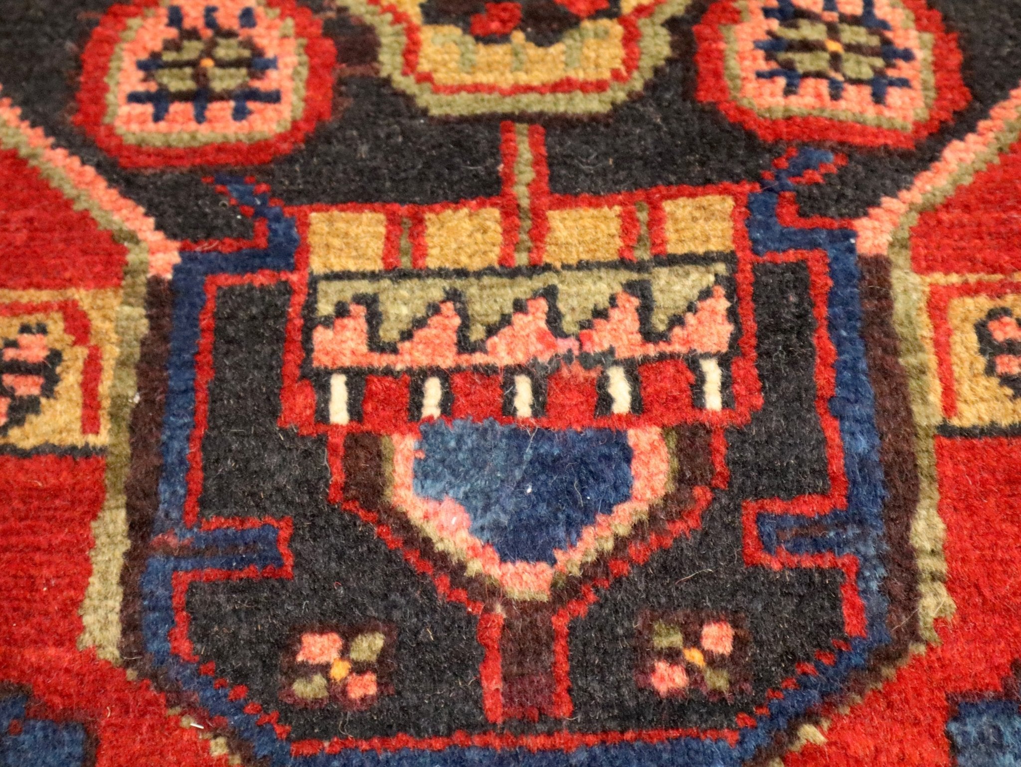 Persian Jozan Rug | 3' 9” x 5' 3" - Rug the Rock - 