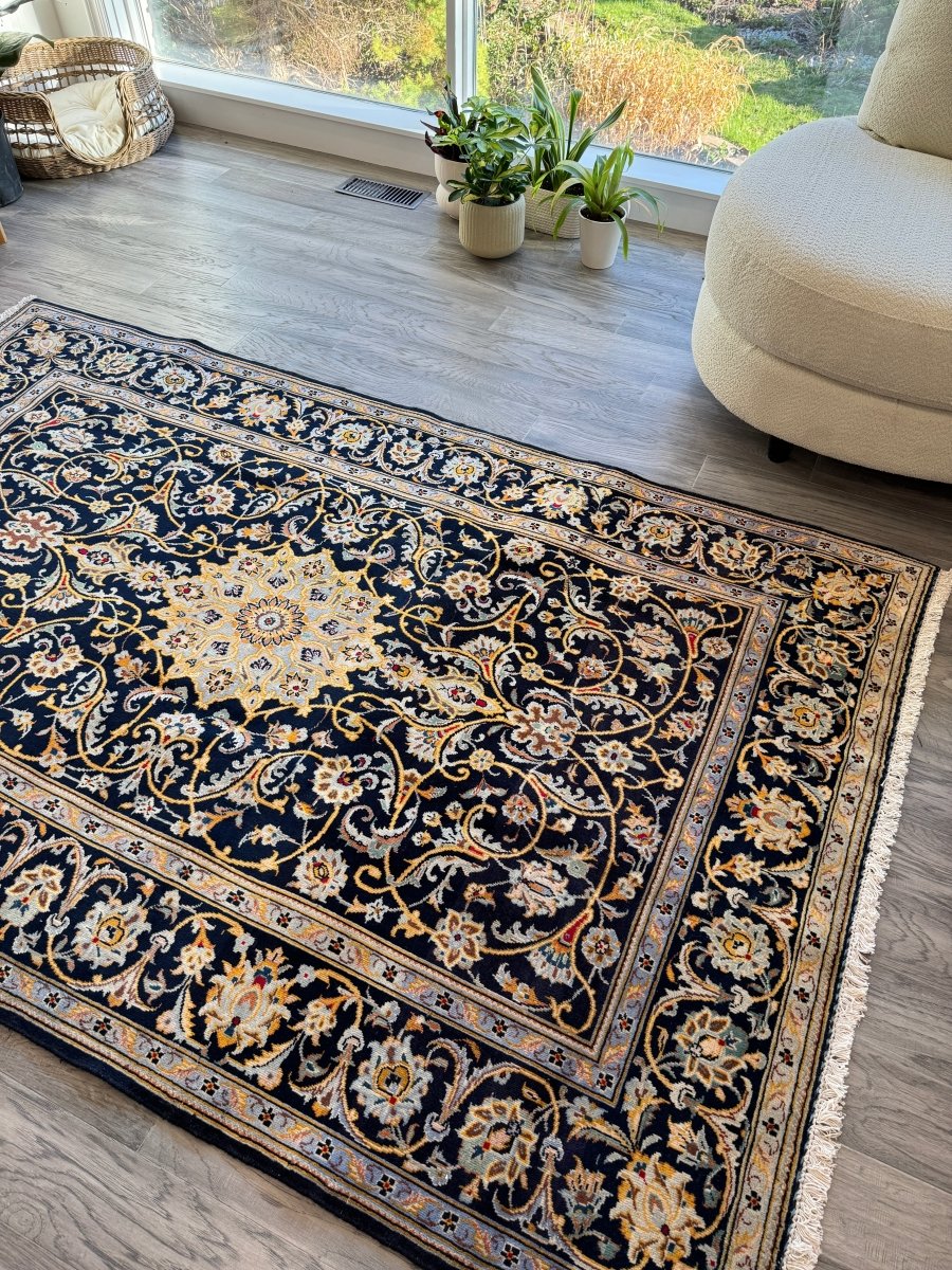 Persian Kashan Rug | 4' 10" x 7' 5" - Rug the Rock