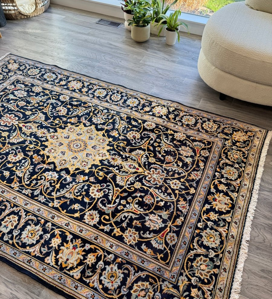 Persian Kashan Rug | 4' 10" x 7' 5" - Rug the Rock