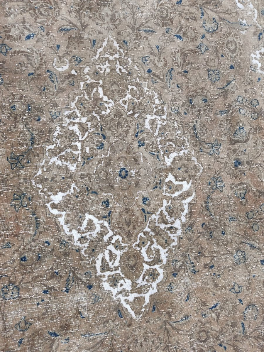 Persian Kashan Vintage Rug | 8' 1" x 12' 12" - Rug the Rock