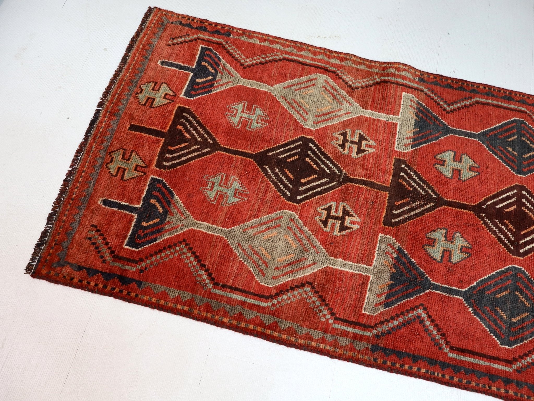 Persian Luri Runner Rug | 3' 1” x 8' 8" - Rug the Rock - 